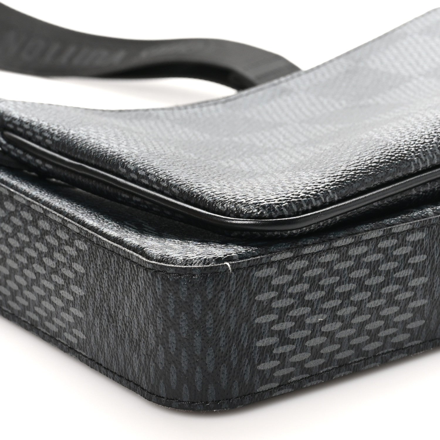 Damier Graphite 3D Trio Messenger