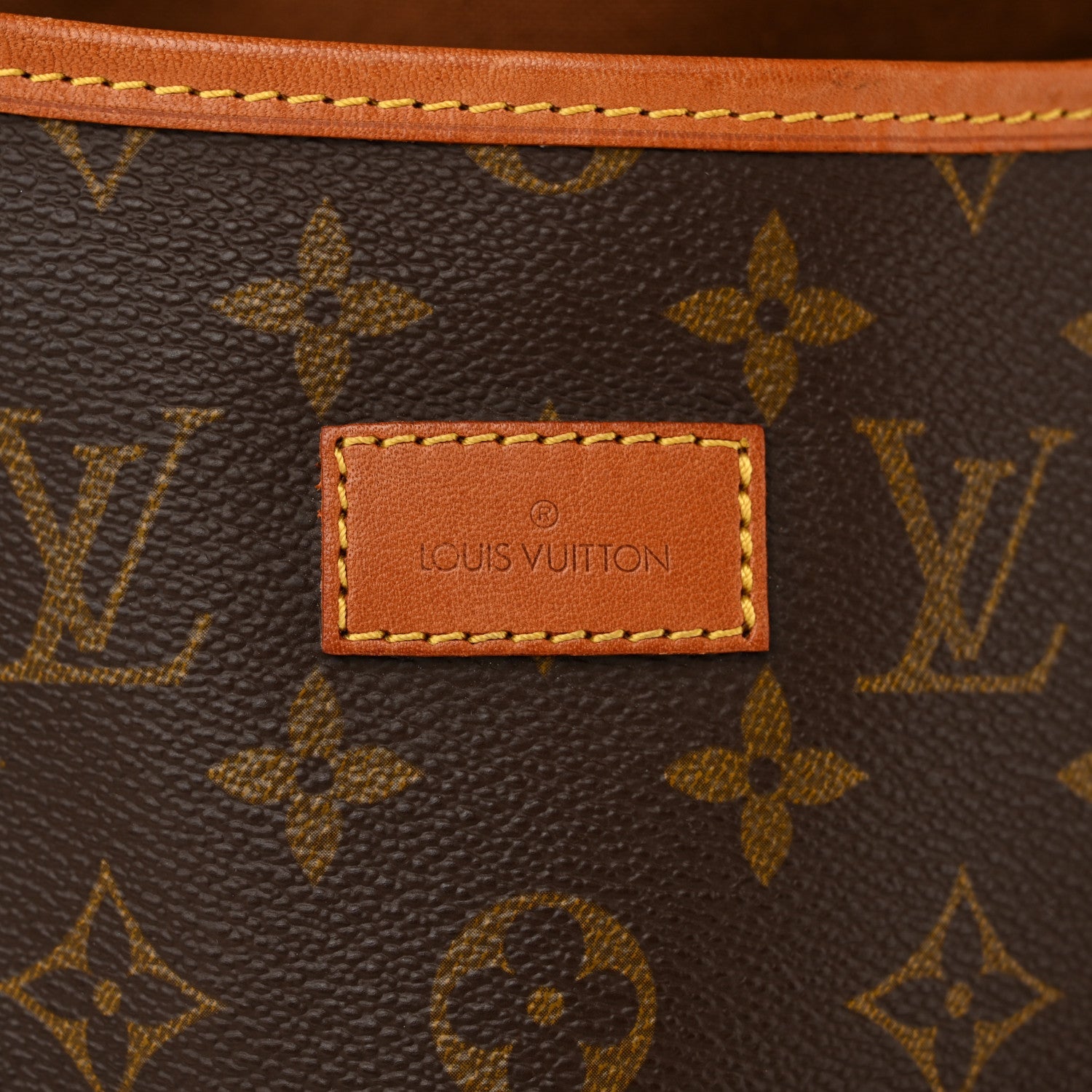 Monogram Saumur 35