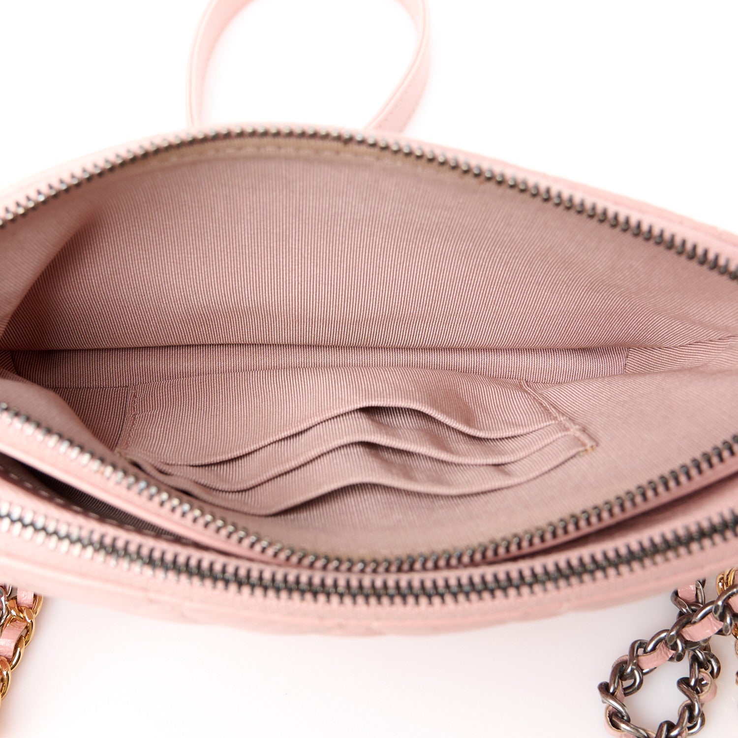 Aged Calfskin Quilted Small Gabrielle Clutch With Chain Light Pink