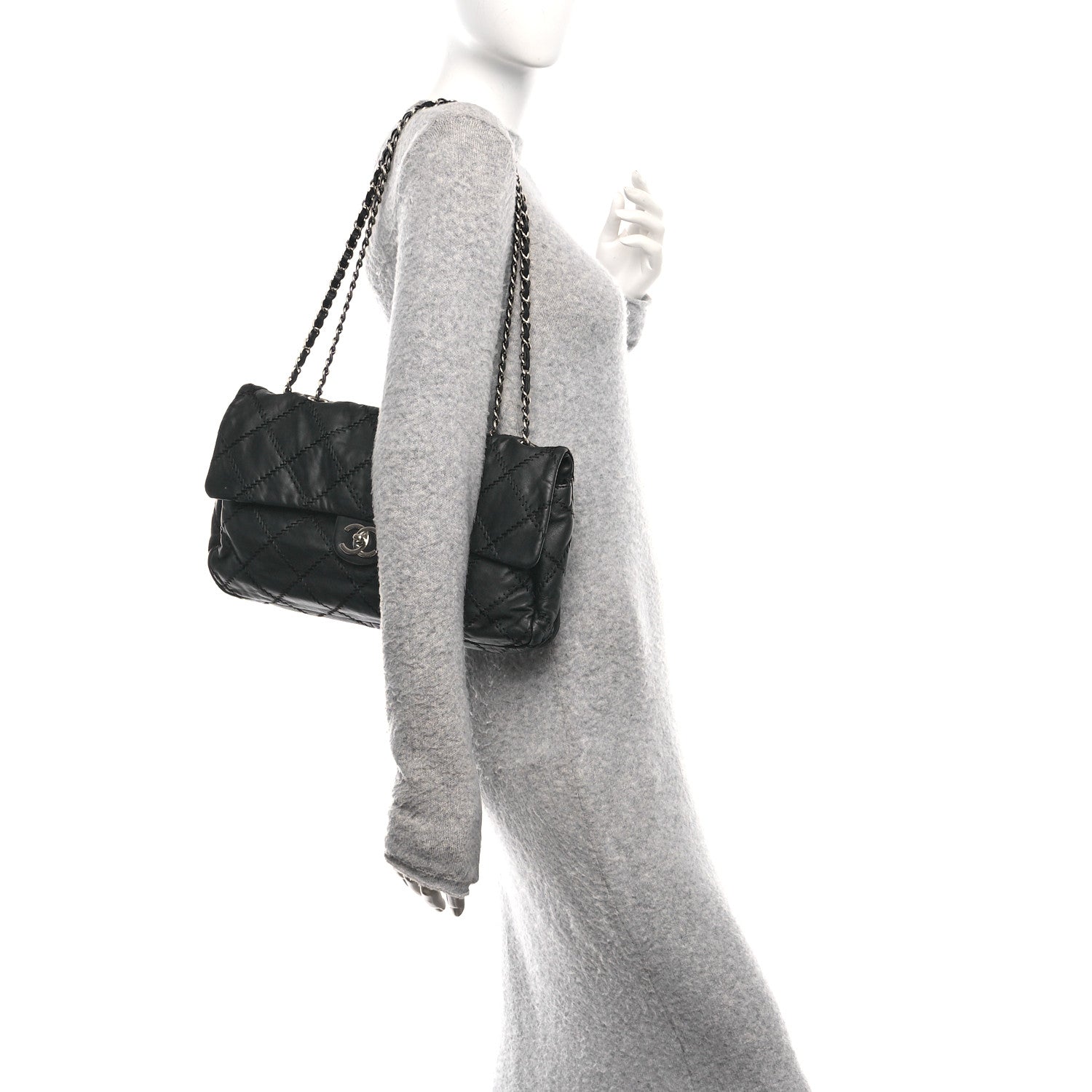 Lambskin Ultimate Stitch Maxi Flap Black