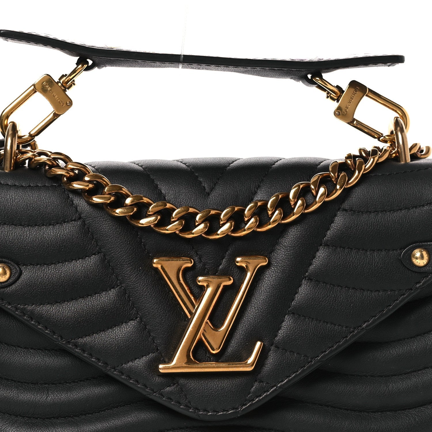 Calfskin New Wave Chain PM Black
