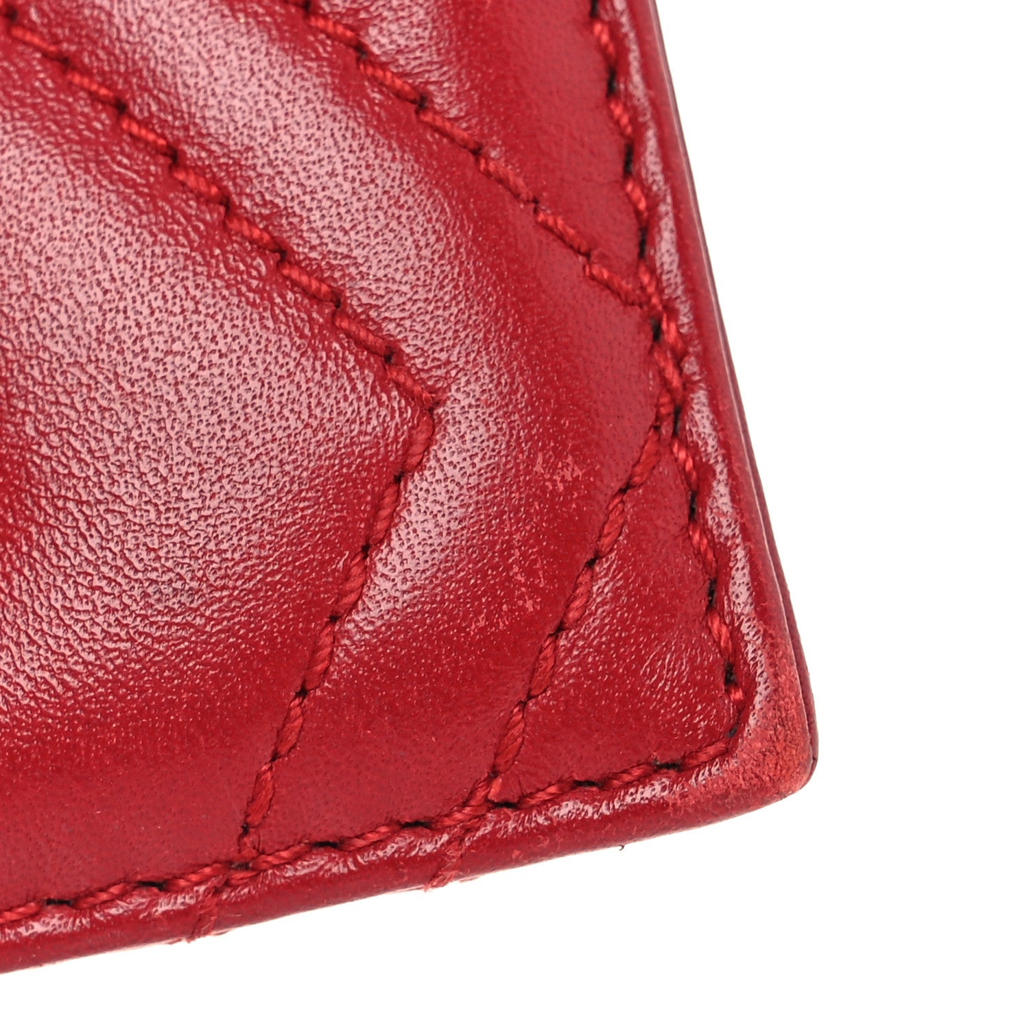 Calfskin Matelasse GG Marmont Card Holder Hibiscus Red