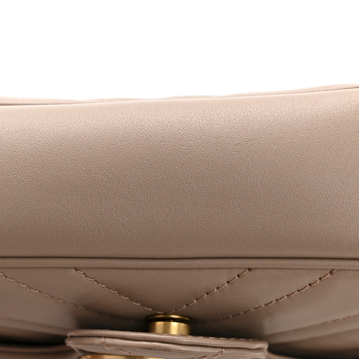 Calfskin Matelasse Super Mini GG Marmont Shoulder Bag Porcelain Rose