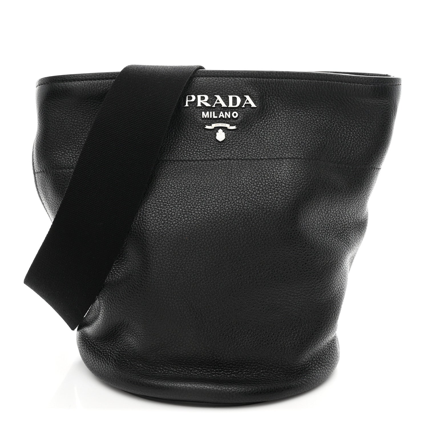 Vitello Daino Bucket Bag Black