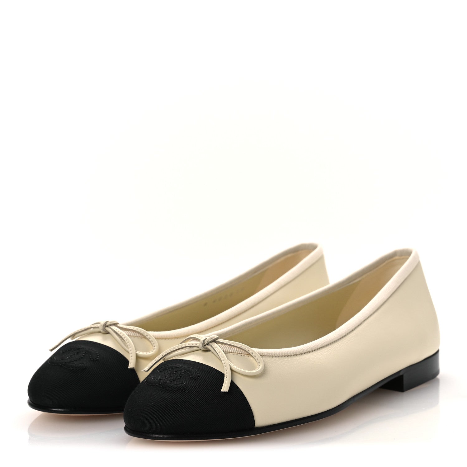 Calfskin Grosgrain Cap Toe CC Ballerina Flats 37 Ivory Black