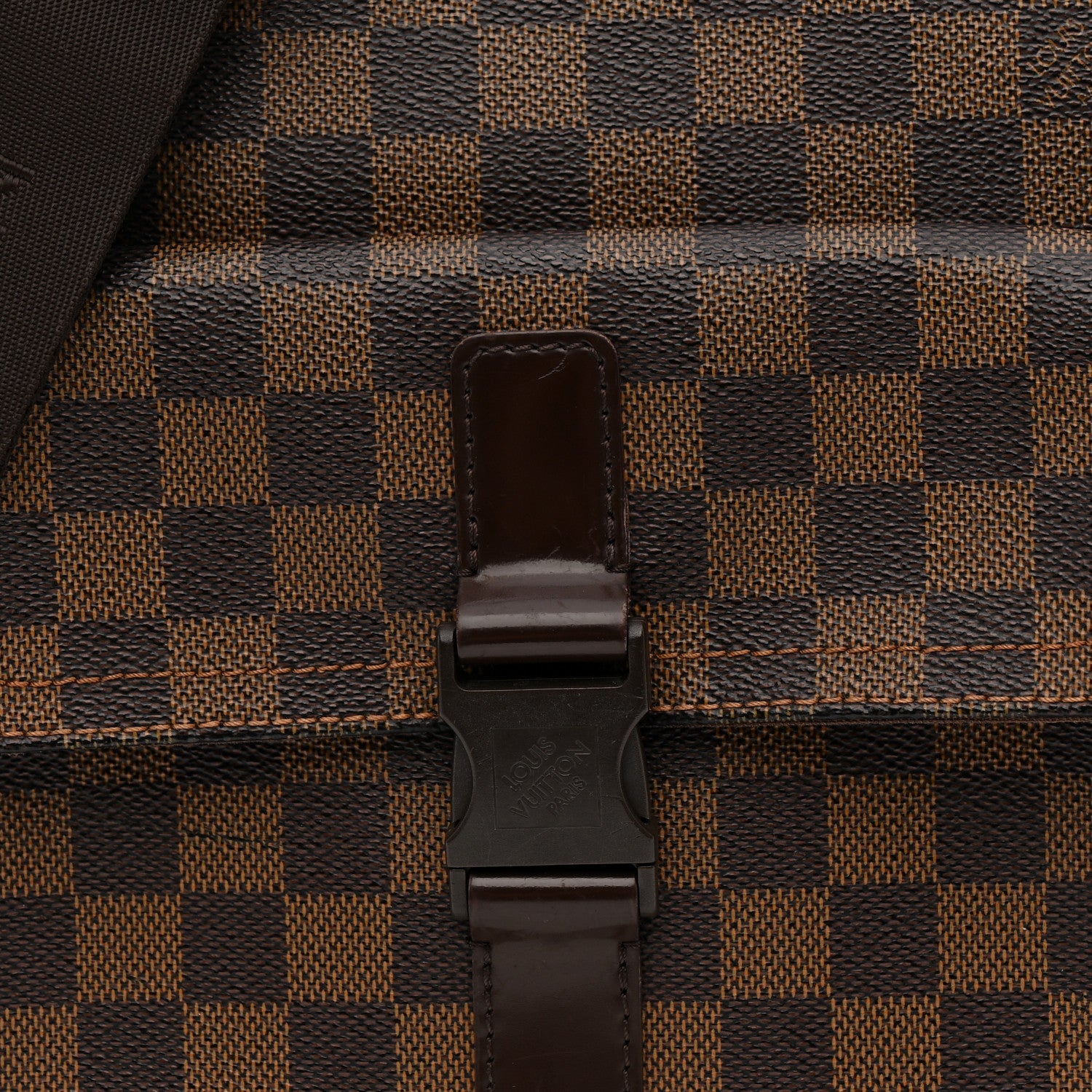 Damier Ebene Pochette Melville