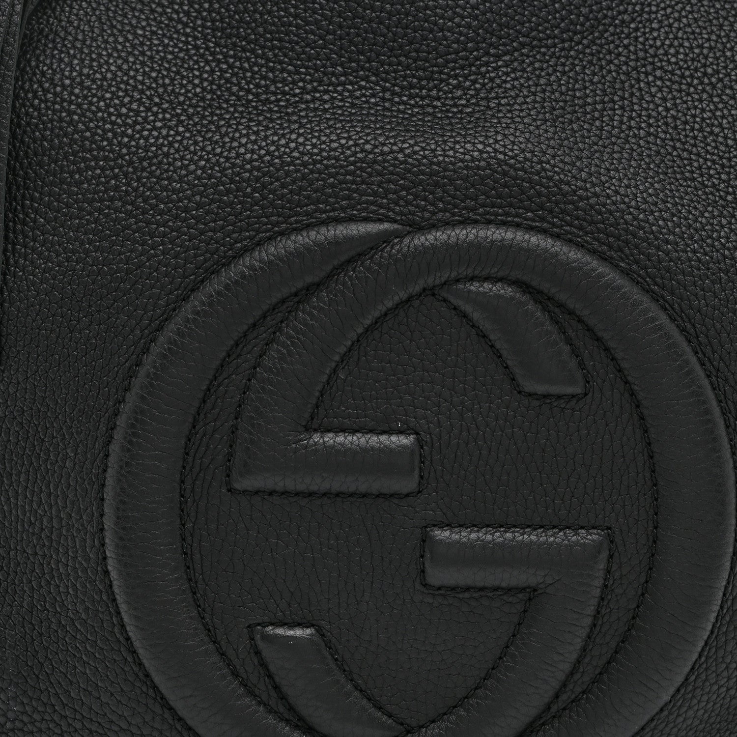 Pebbled Calfskin Large Soho Hobo Black