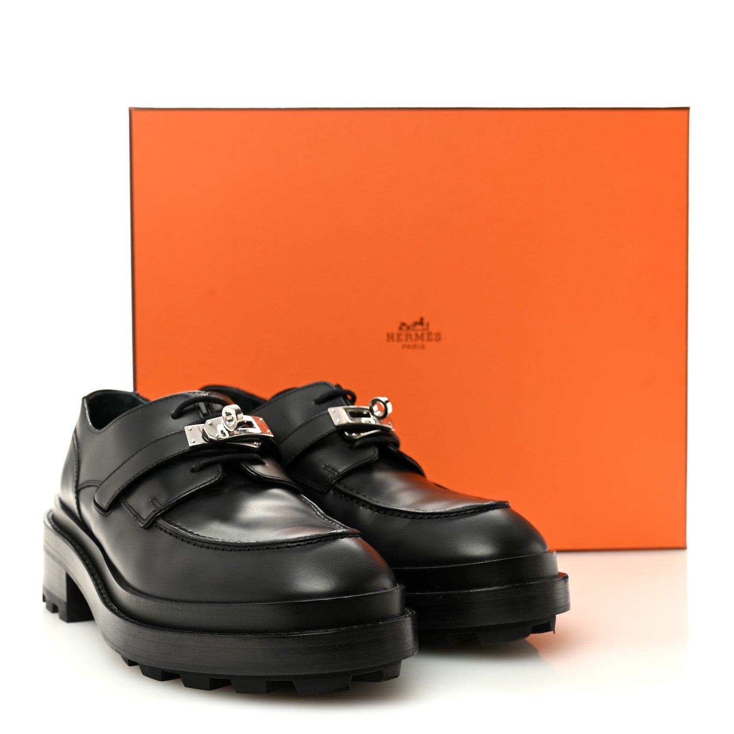 Glossed Calfskin First Oxford 38 Black