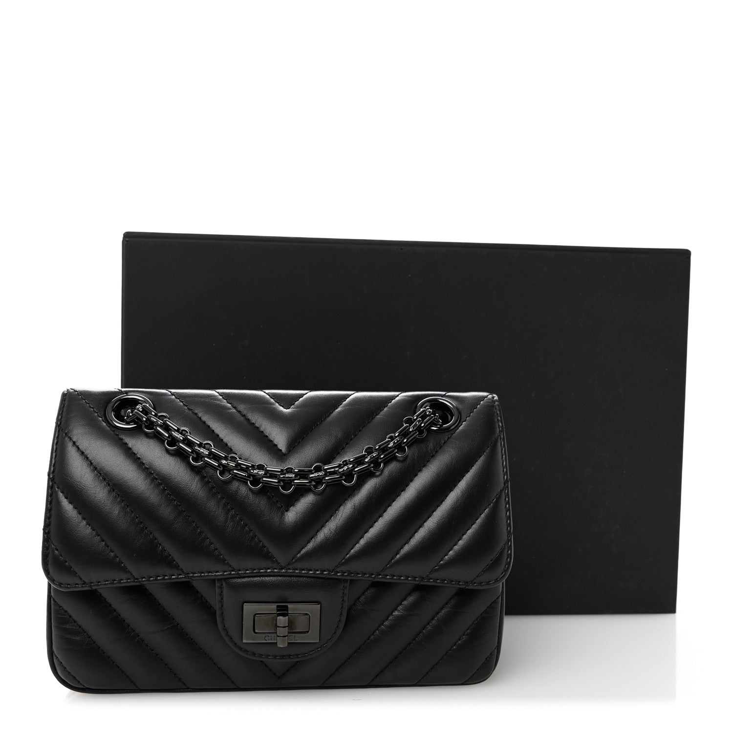 Aged Calfskin Chevron Quilted 2.55 Reissue Mini Flap So Black