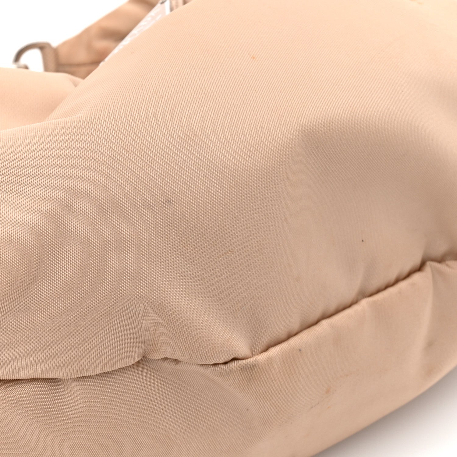 Tessuto Nylon Saffiano Re-Edition 2006 Shoulder Bag Cammeo