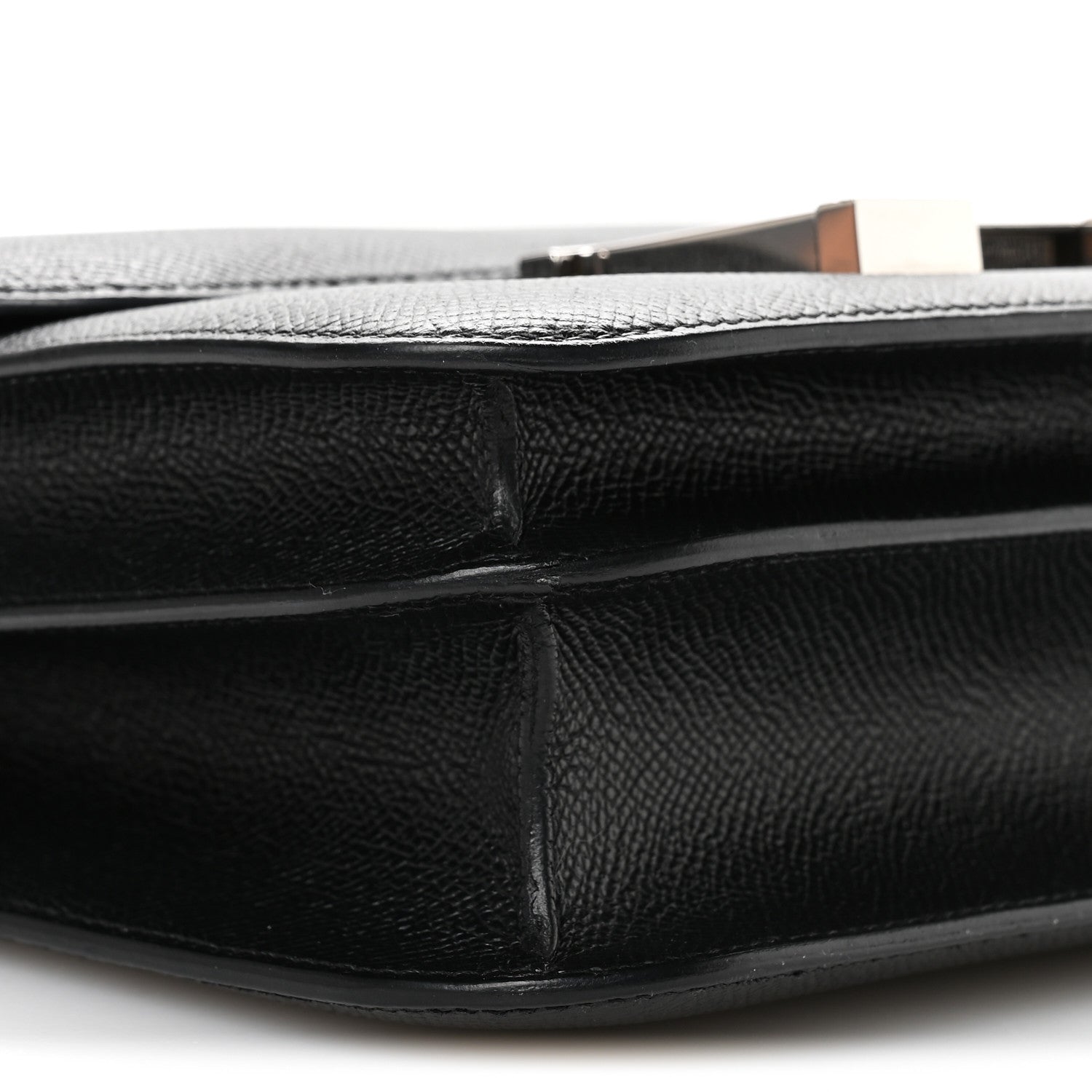 Epsom Constance 24 Black