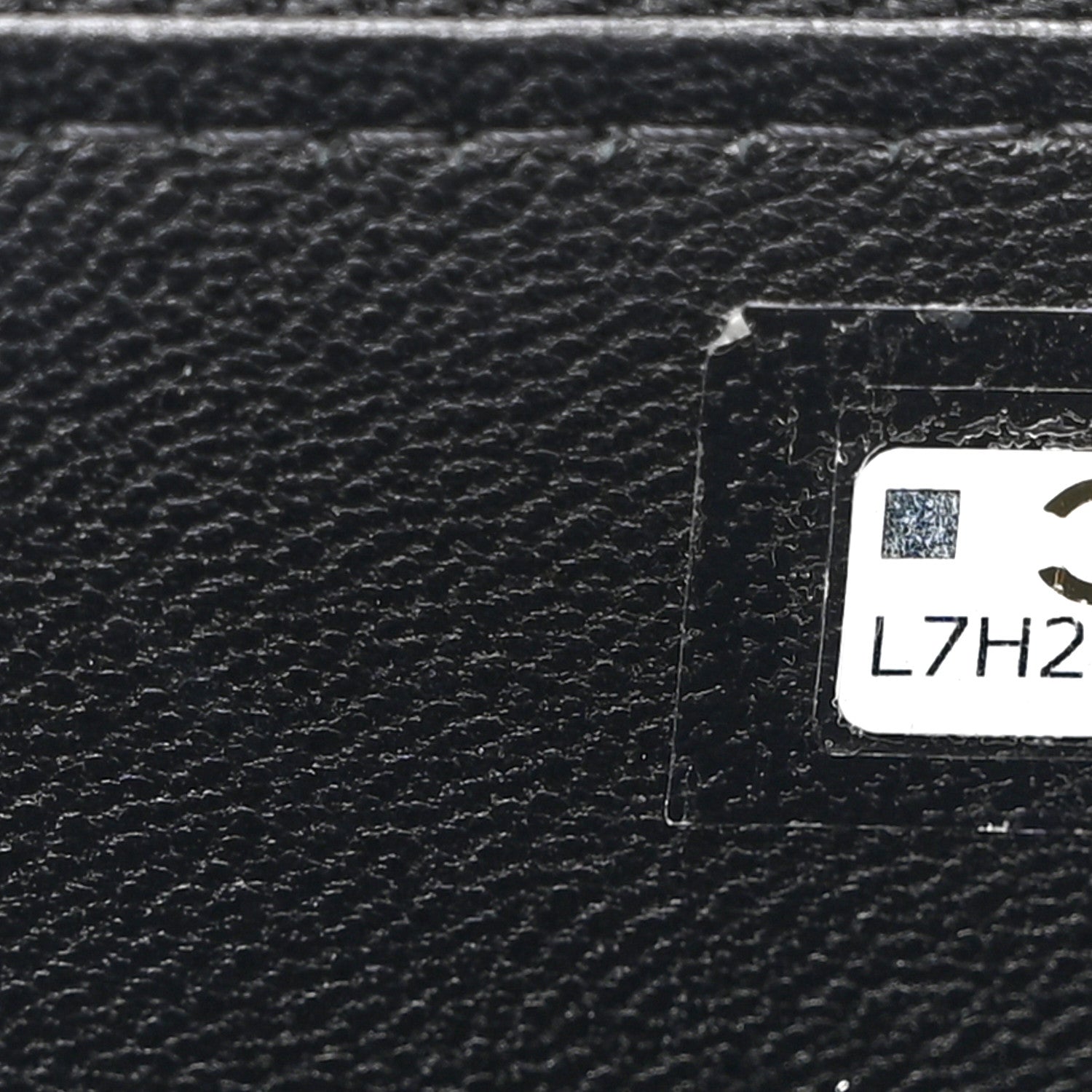 Lambskin Enamel Quilted Small Coco Hearts Vanity Case With Chain Black
