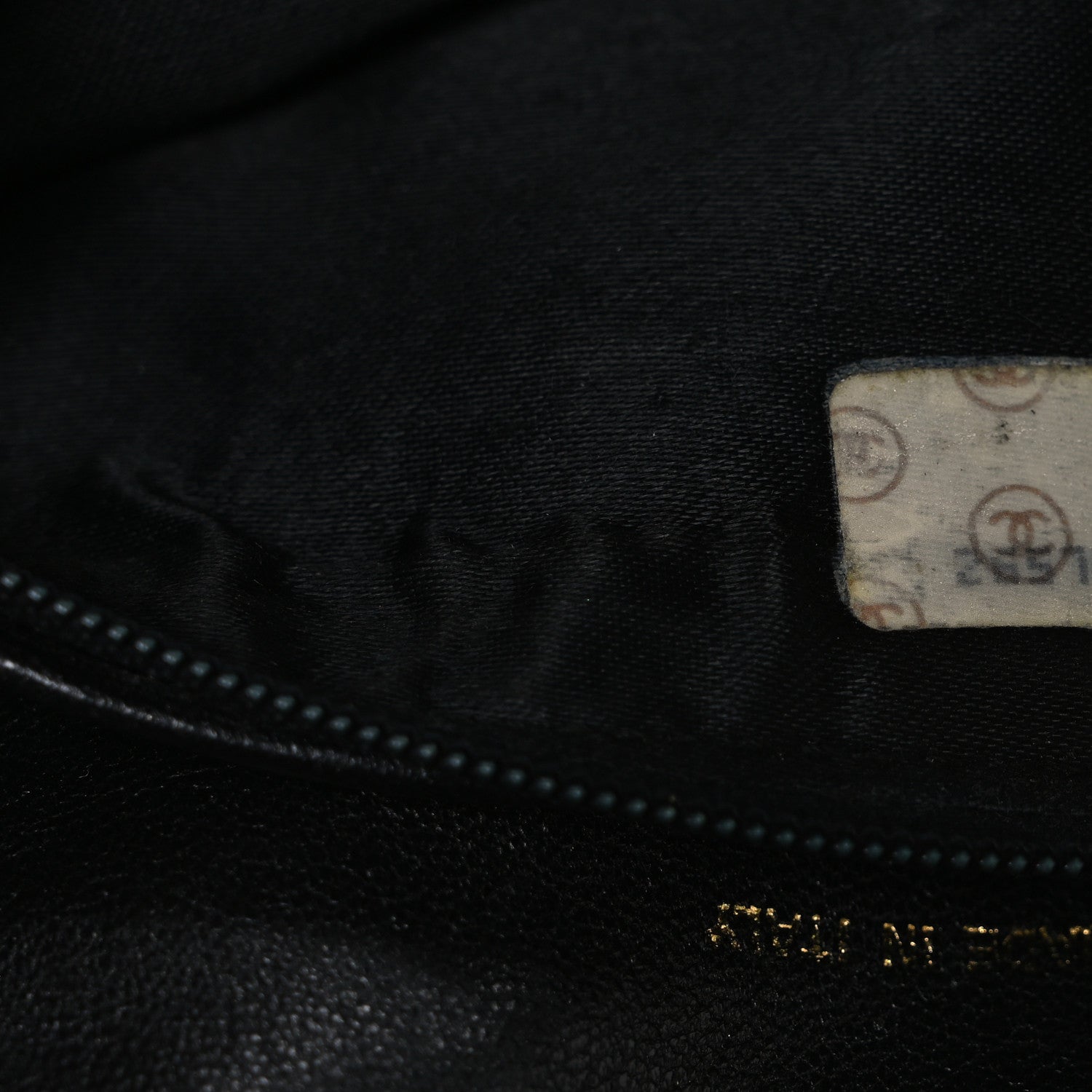 Lambskin Quilted CC Tassel Camera Case Black