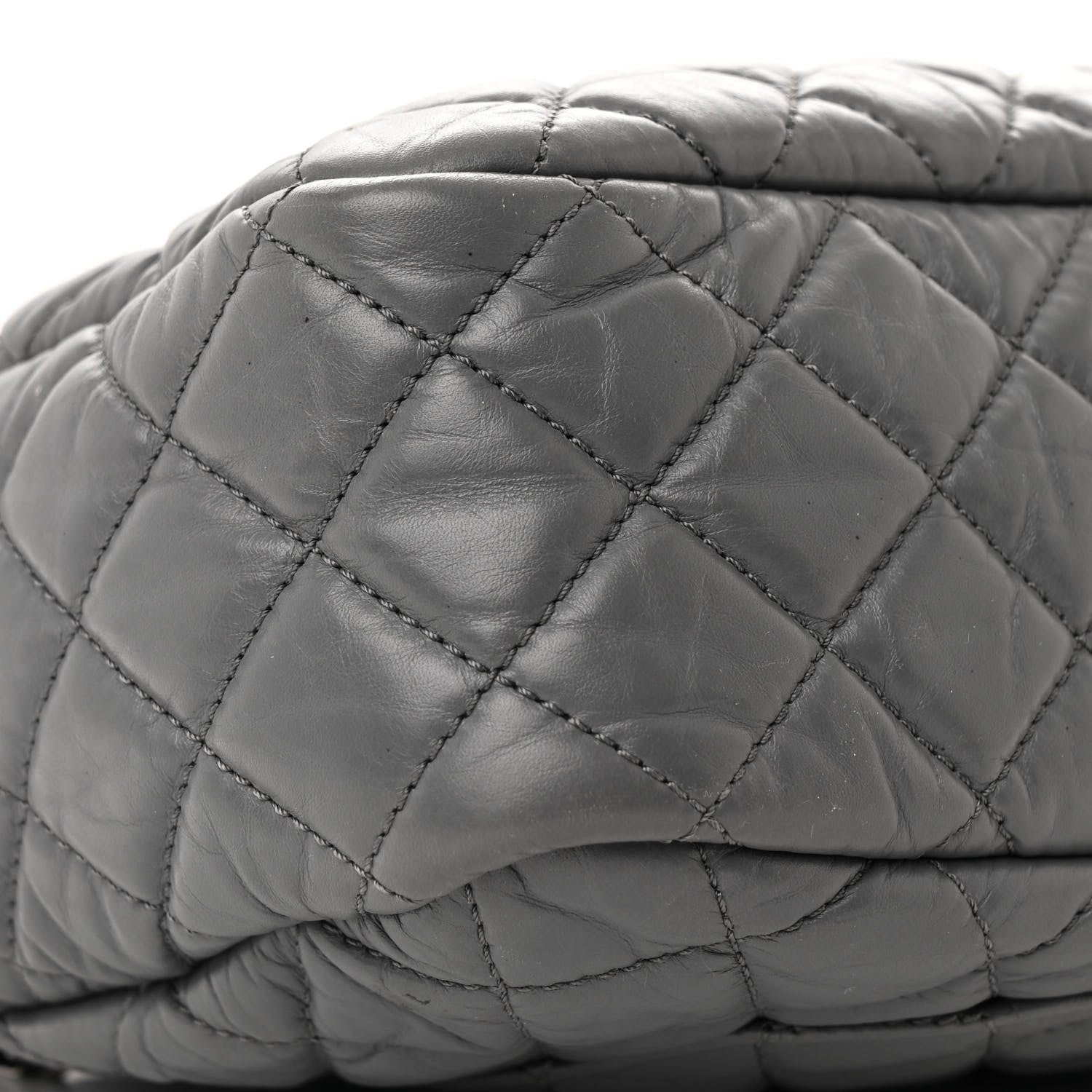 Aged Calfskin Quilted Medium Reissue Camera Case Grey