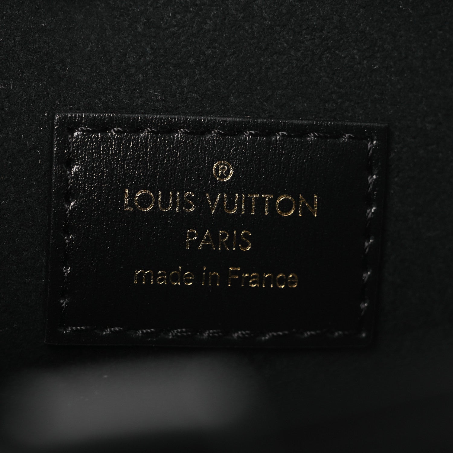 Reverse Monogram Noé Purse