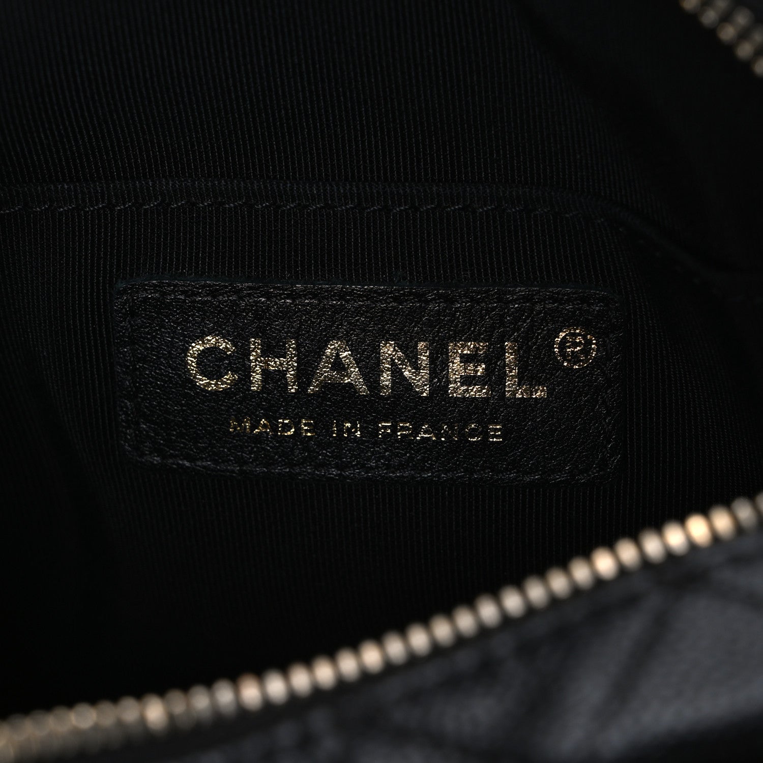 Caviar Quilted CC Day Camera Case Black