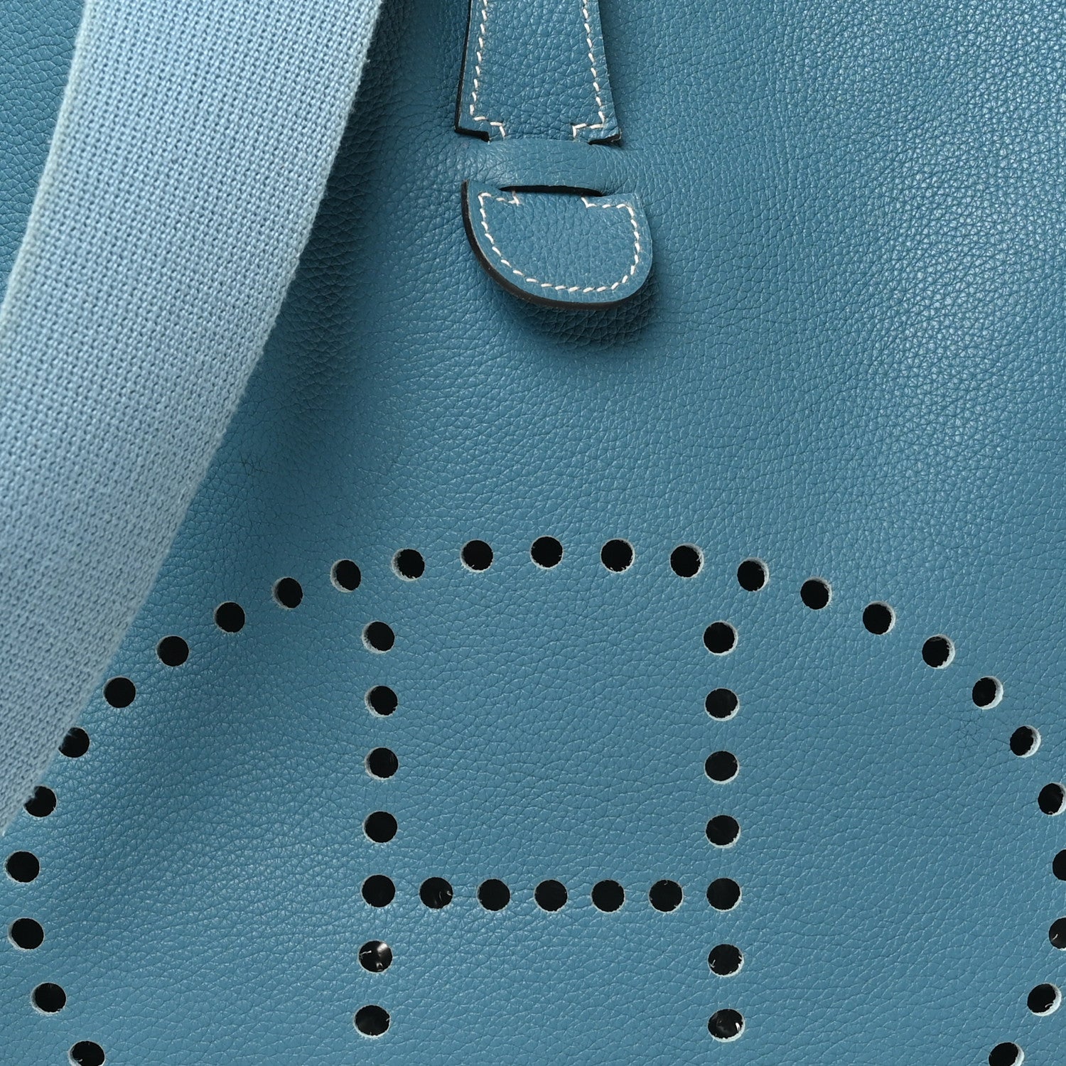 Taurillon Clemence Evelyne II GM Blue Jean