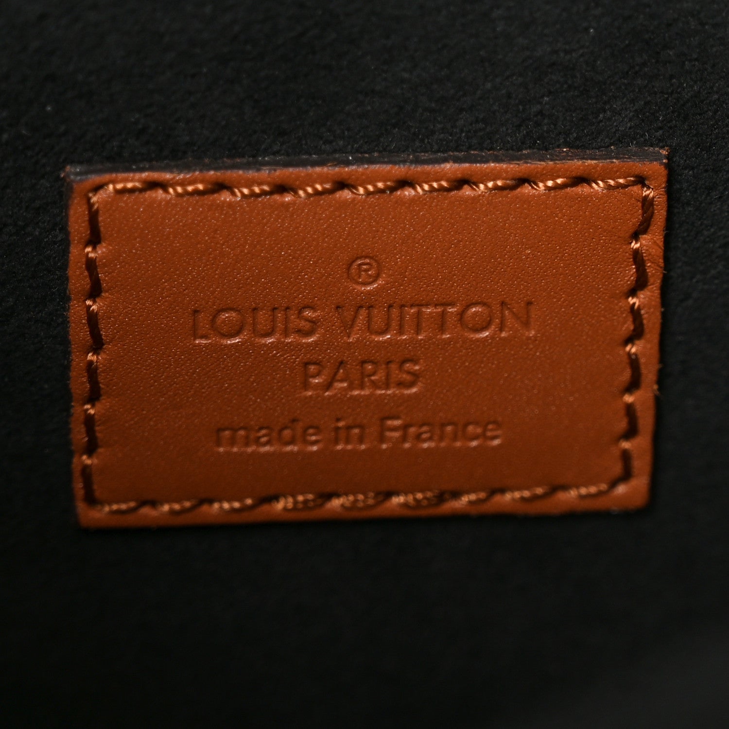 Reverse Monogram Dauphine MM