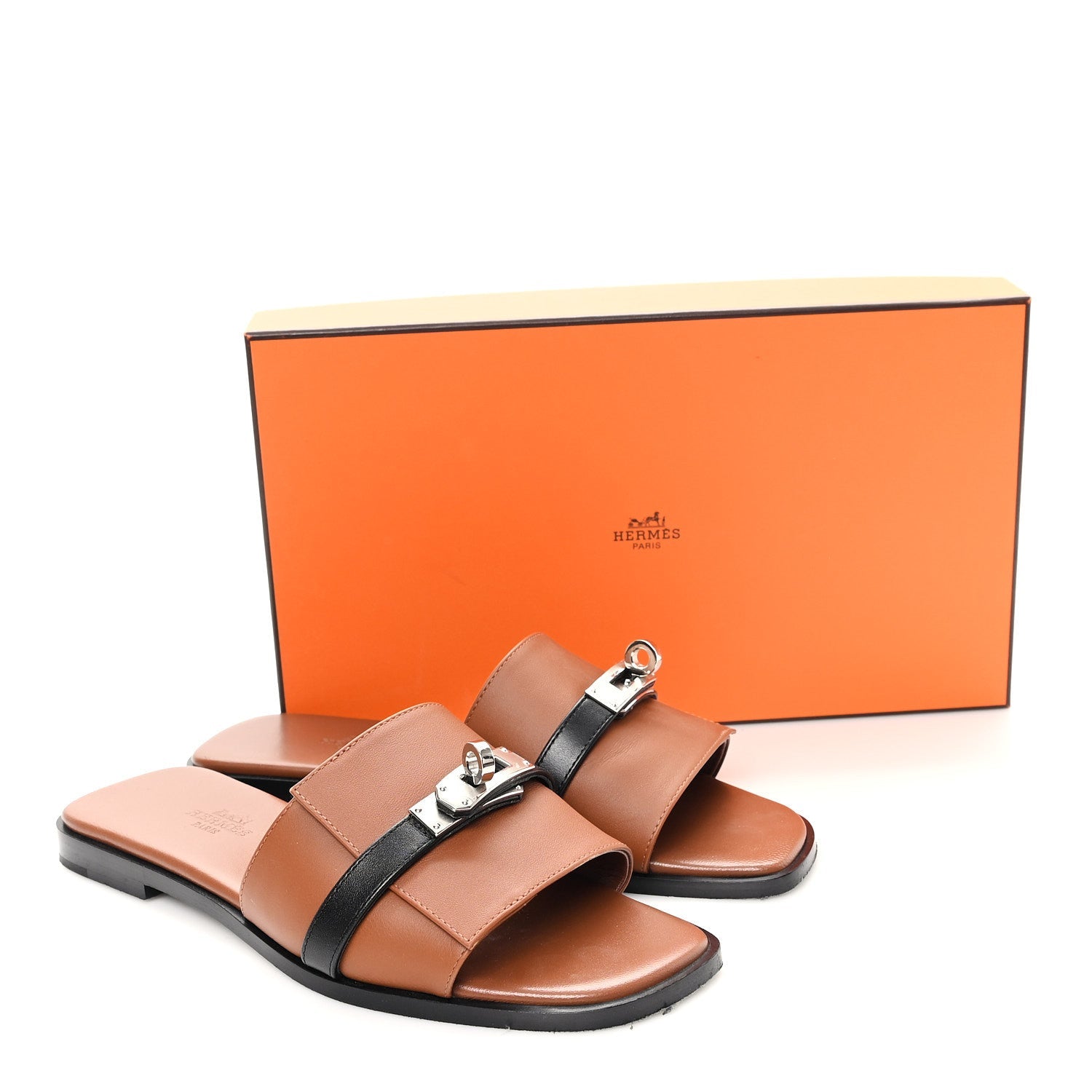 Calfskin Giulia Sandals 36 Naturel Black