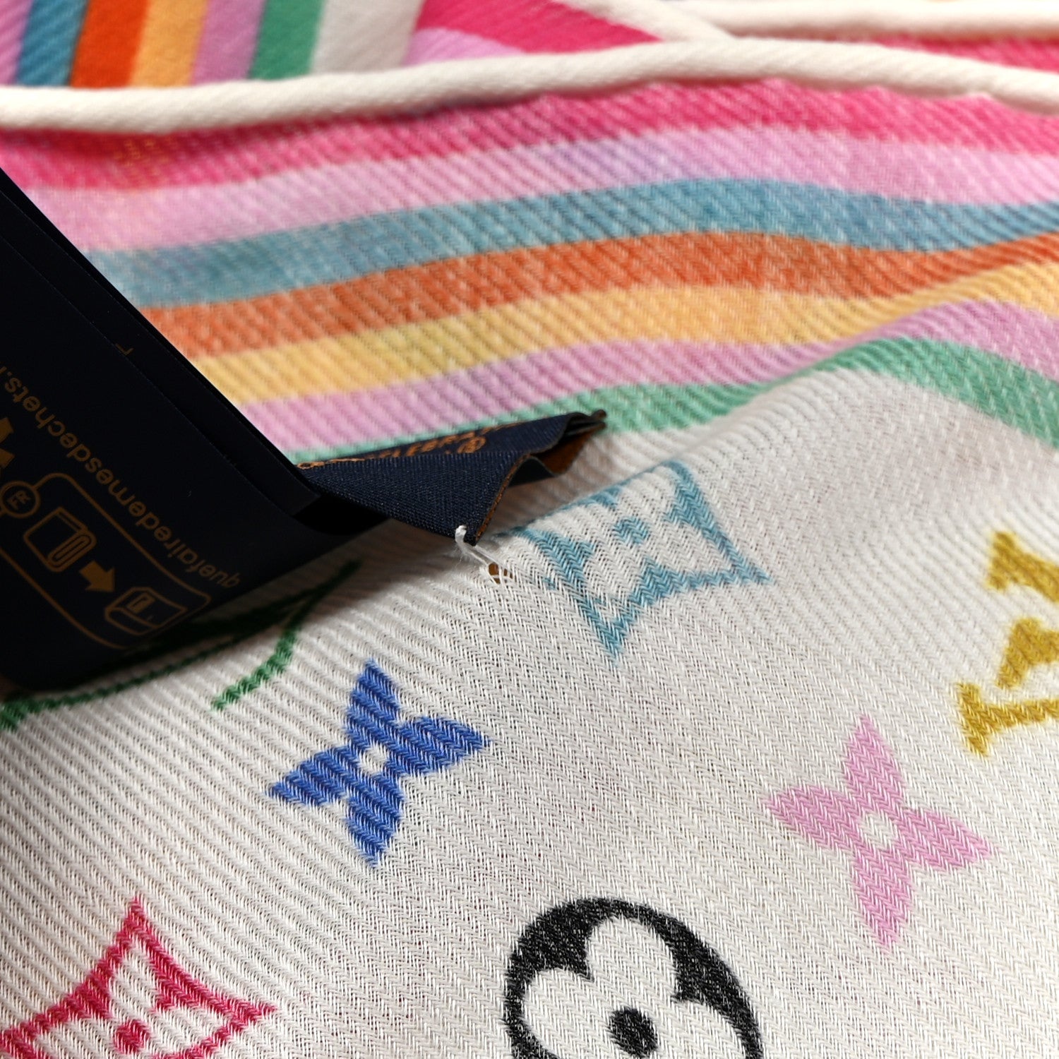 LV X TM Wool Silk Monogram Multicolor Shawl White