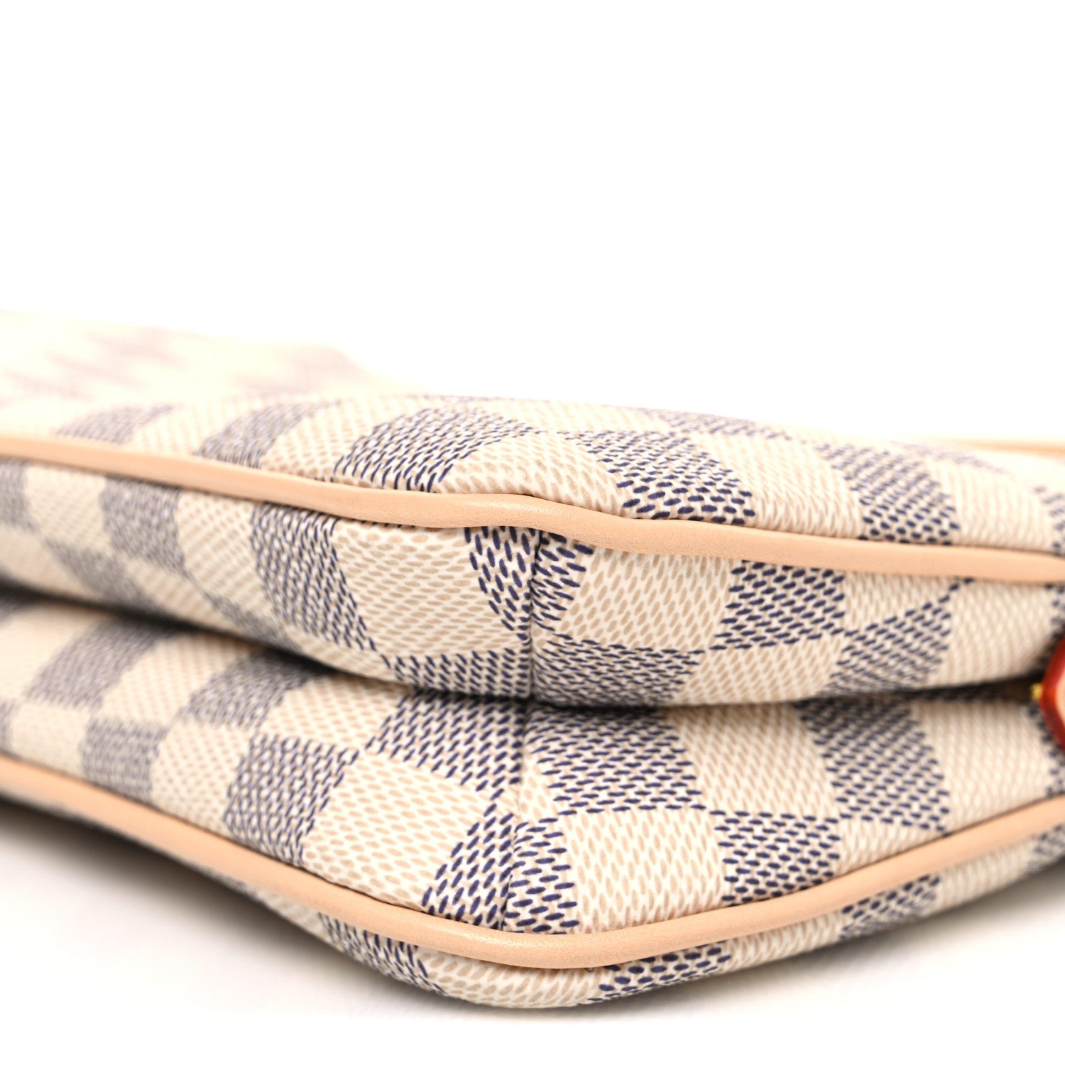 Damier Azur Liv Pochette