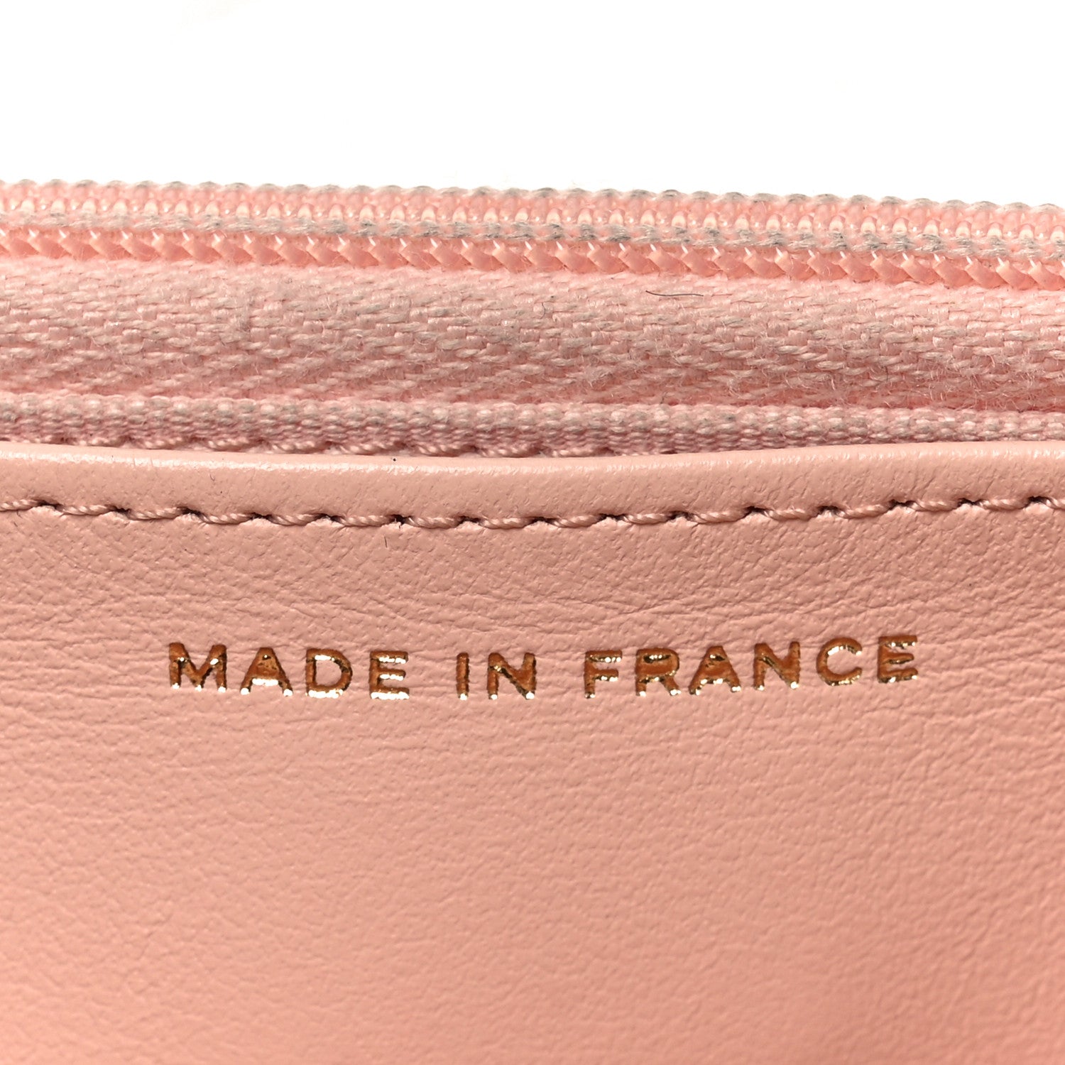 Caviar Quilted Wallet on Chain WOC Light Pink