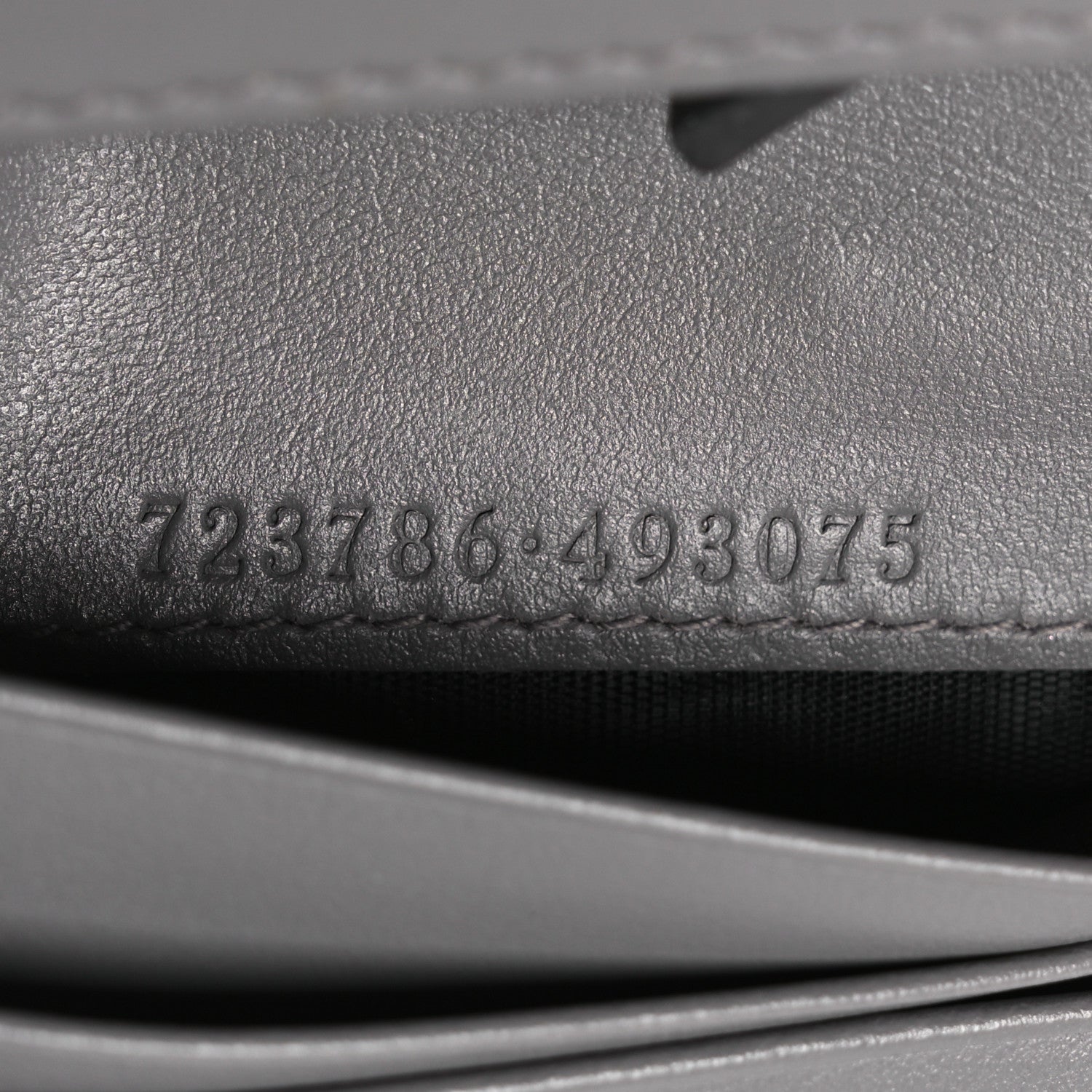 Calfskin GG Matelasse Card Case Wallet Grey