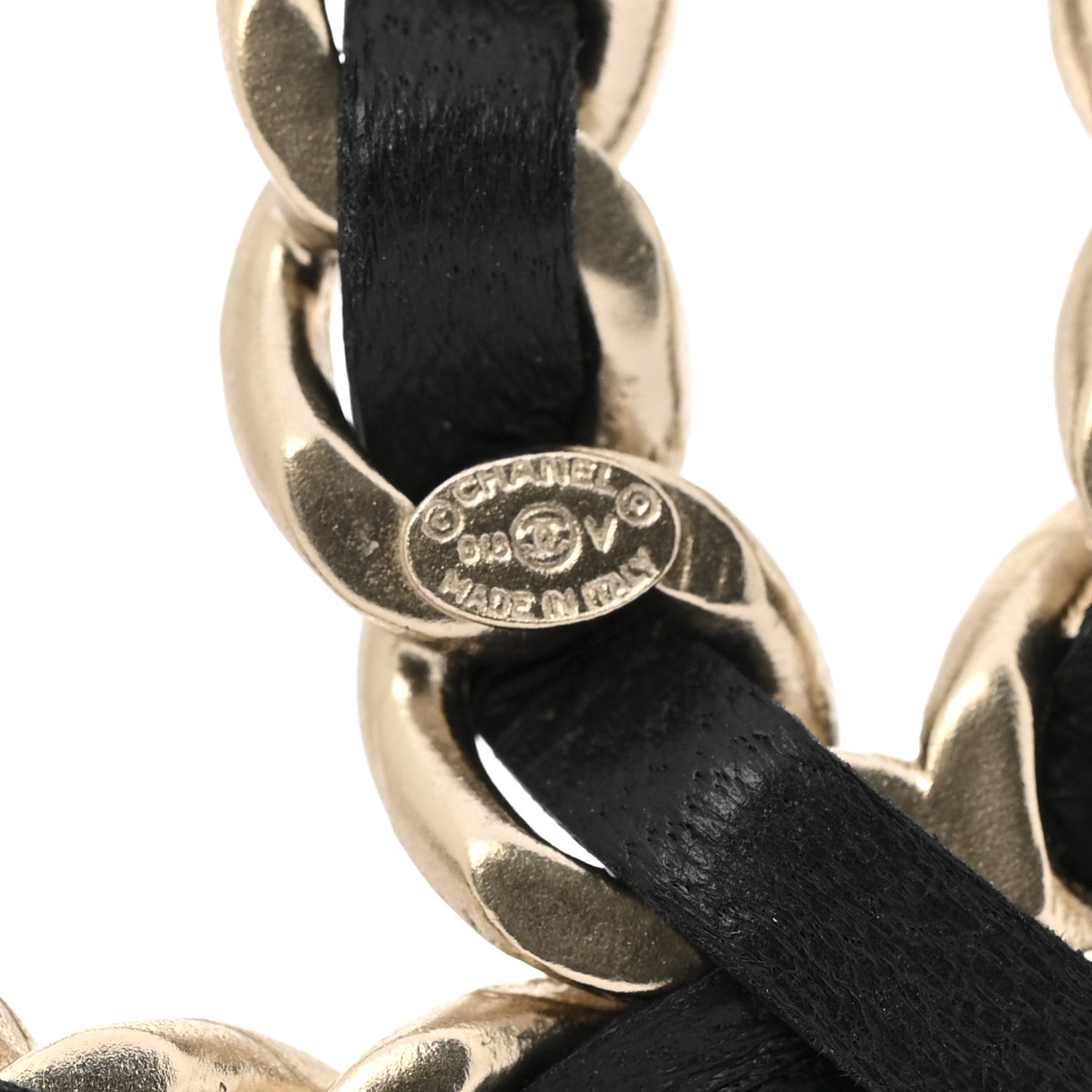 Lambskin Chain CC Brooch Black Gold