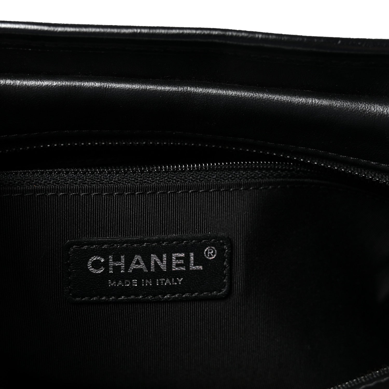 Aged Calfskin Chevron Quilted Medium Gabrielle Hobo So Black