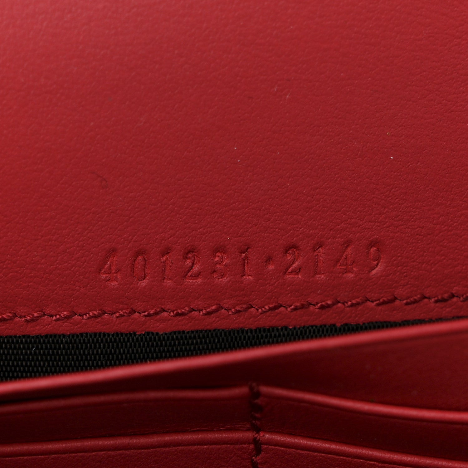 GG Supreme Monogram Mini Dionysus Chain Wallet Beige Vulcanic Red