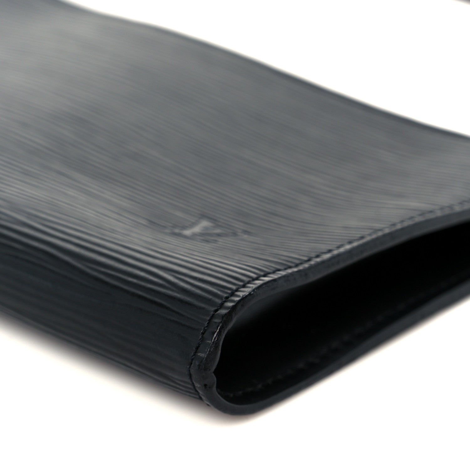 Epi Pochette Accessories 24 Black
