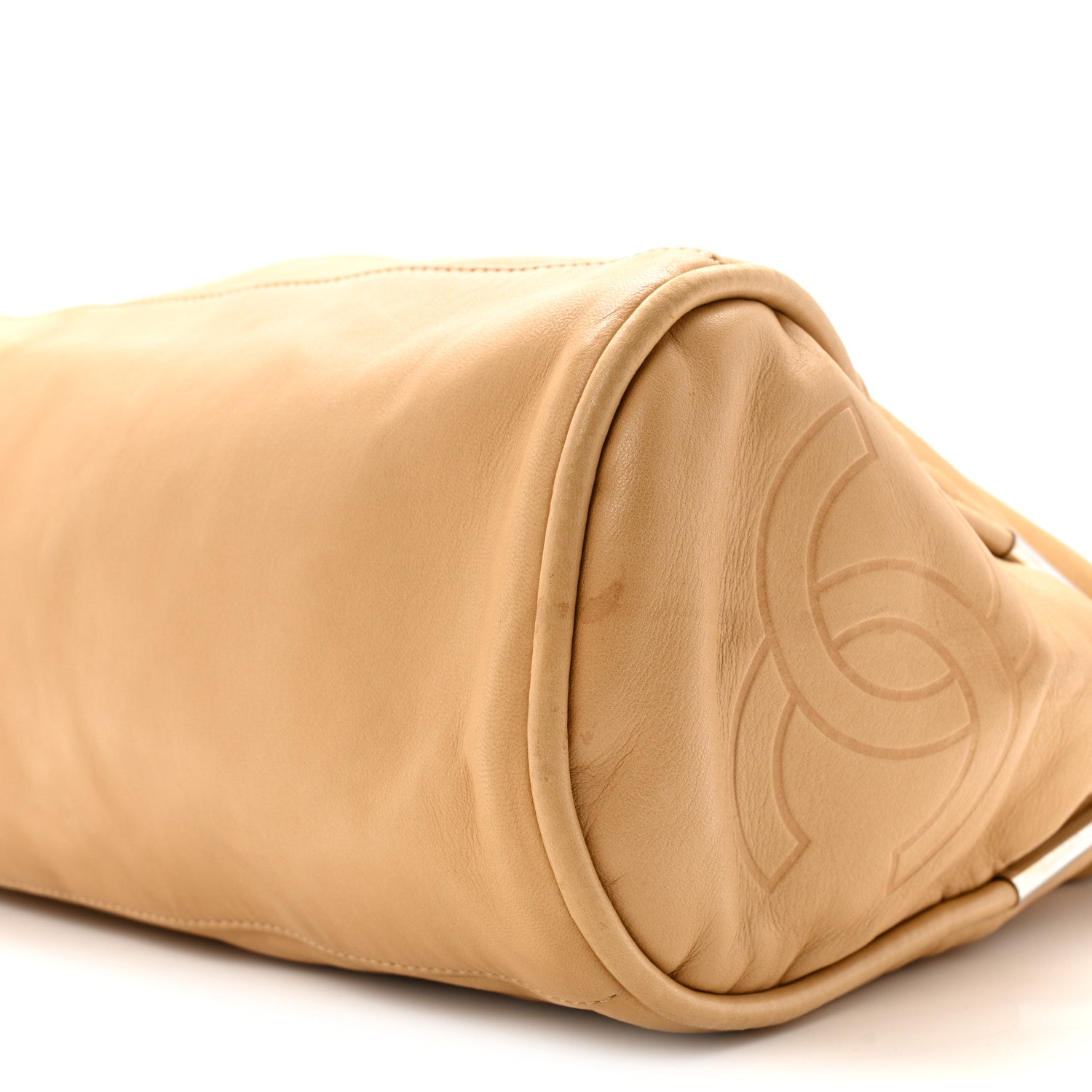 Lambskin Large Ultimate Soft Tote Beige