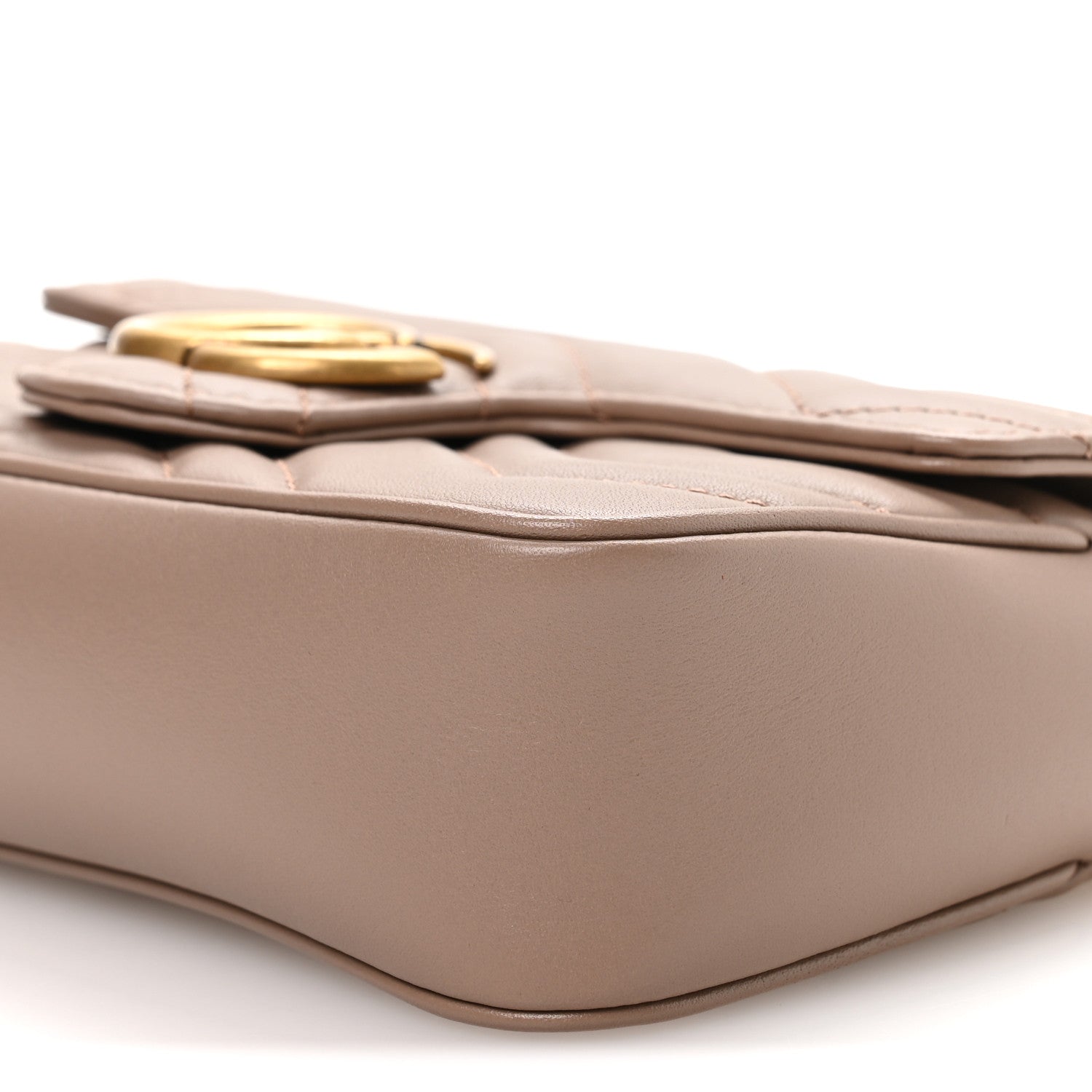 Calfskin Matelasse Super Mini GG Marmont Shoulder Bag Porcelain Rose