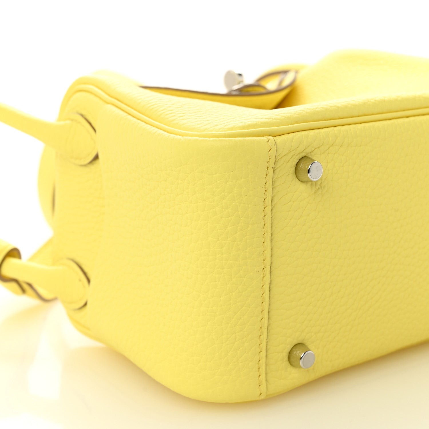 Taurillon Clemence Mini Lindy 20 Limoncello