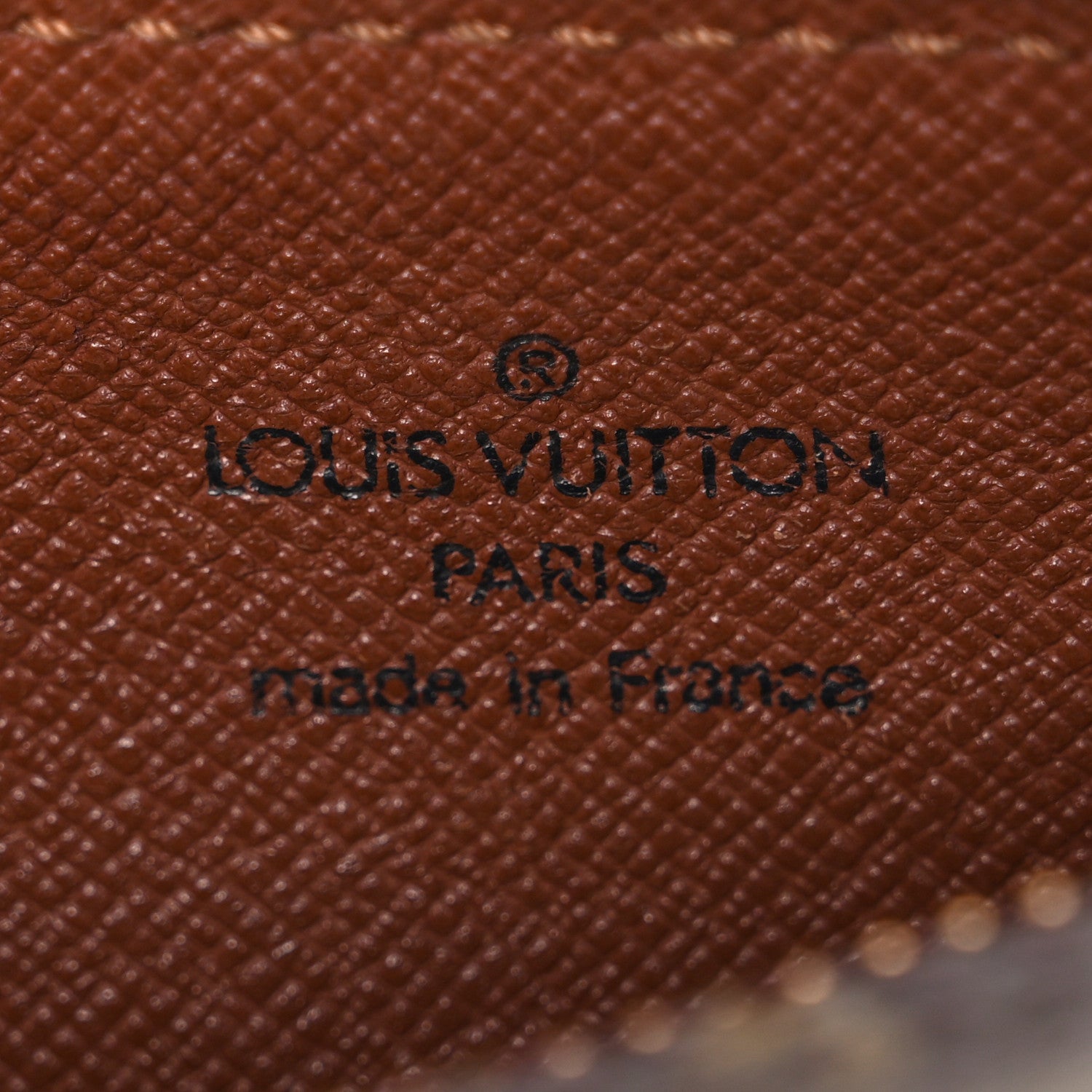 Monogram Papillon 26