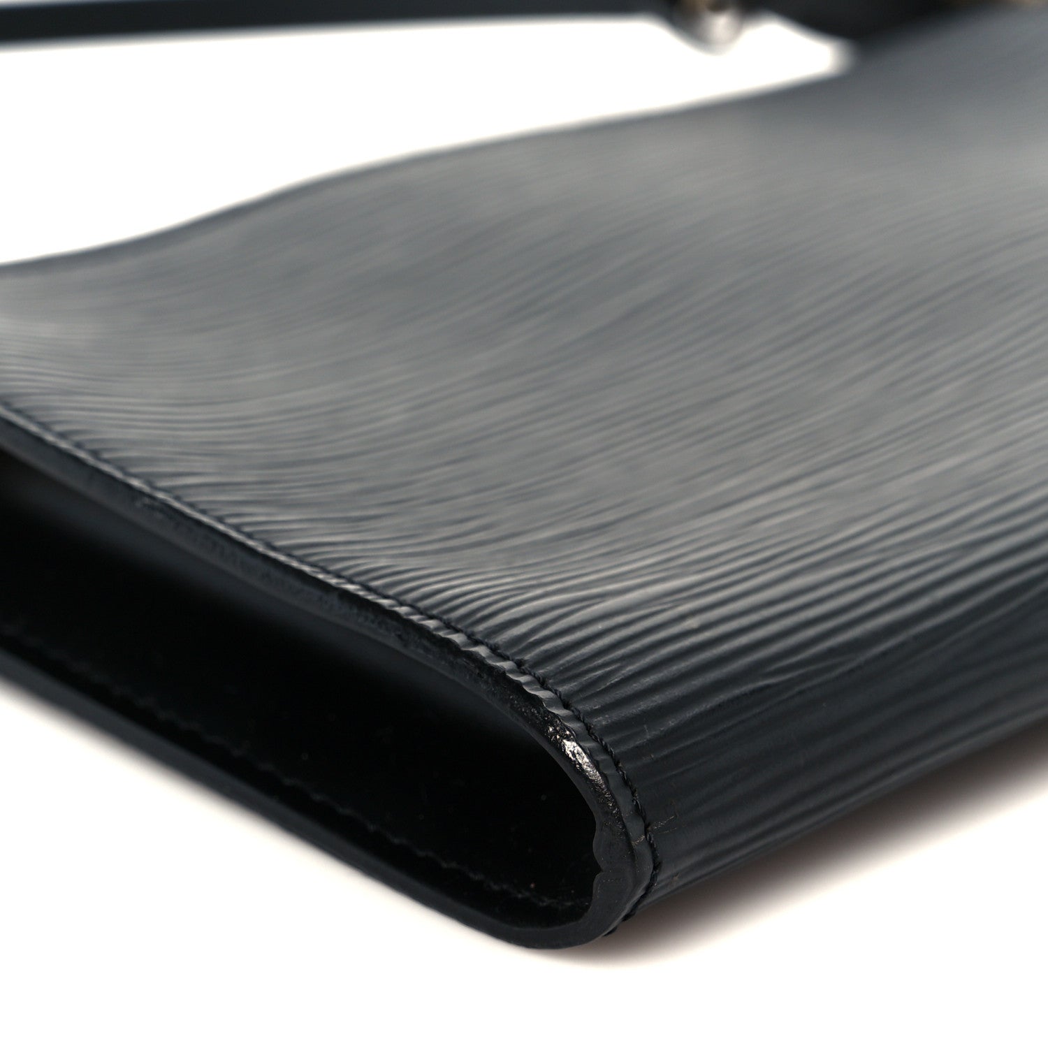 Epi Pochette Accessories 24 Black