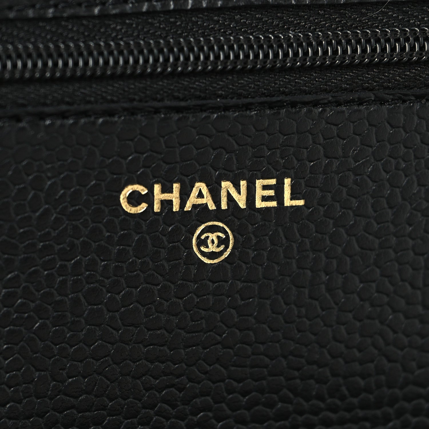 Caviar Quilted CC Turnlock Wallet On Chain WOC Black