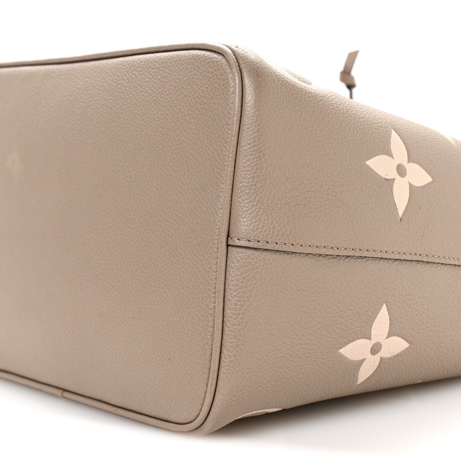 Empreinte Monogram Giant Neonoe MM Tourterelle Creme