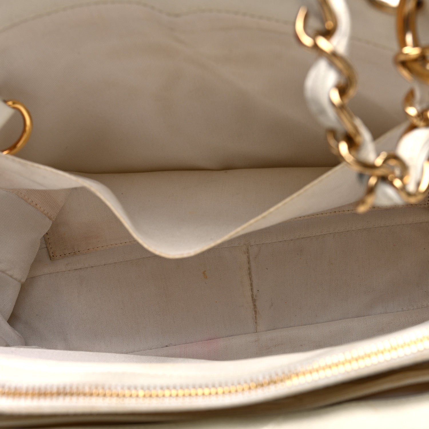 Caviar Quilted Grand Shopping Tote GST White
