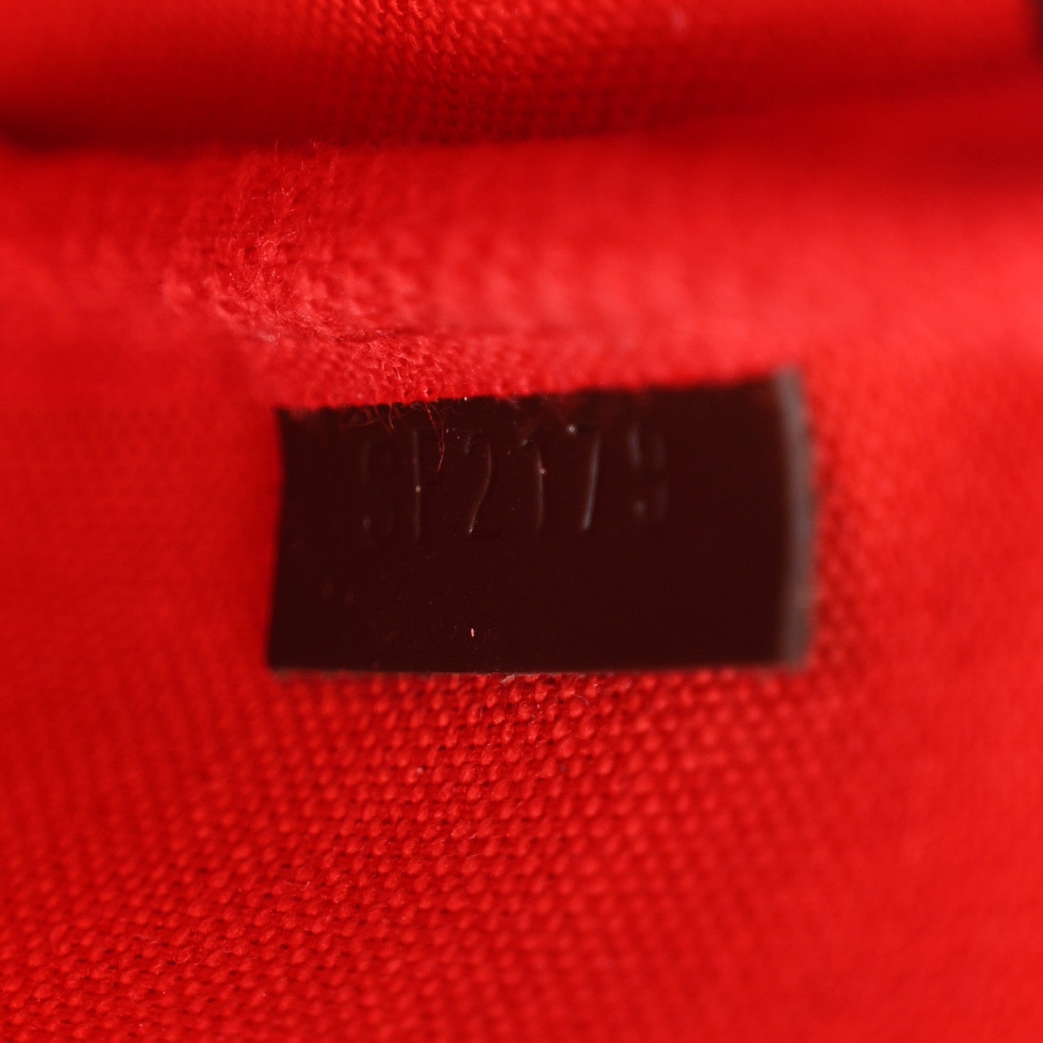 Damier Ebene 2019 Christmas Animation Mini Pochette Accessories Red