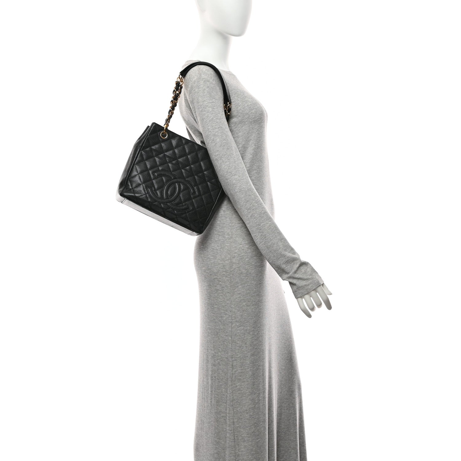 Caviar Quilted Petit Shopping Tote PST Black