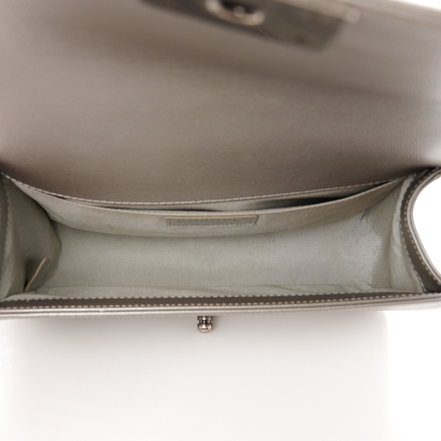 Metallic Caviar Quilted Medium Boy Flap Silver