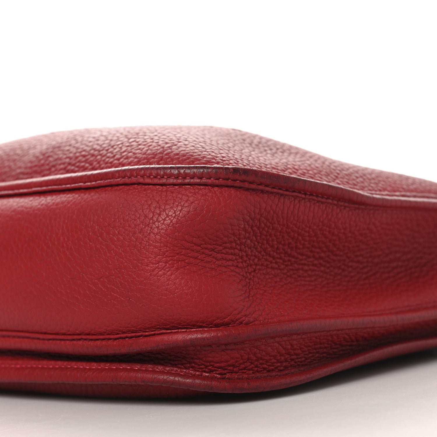 Taurillon Clemence Evelyne III PM Rouge Casaque Bleu Saphir