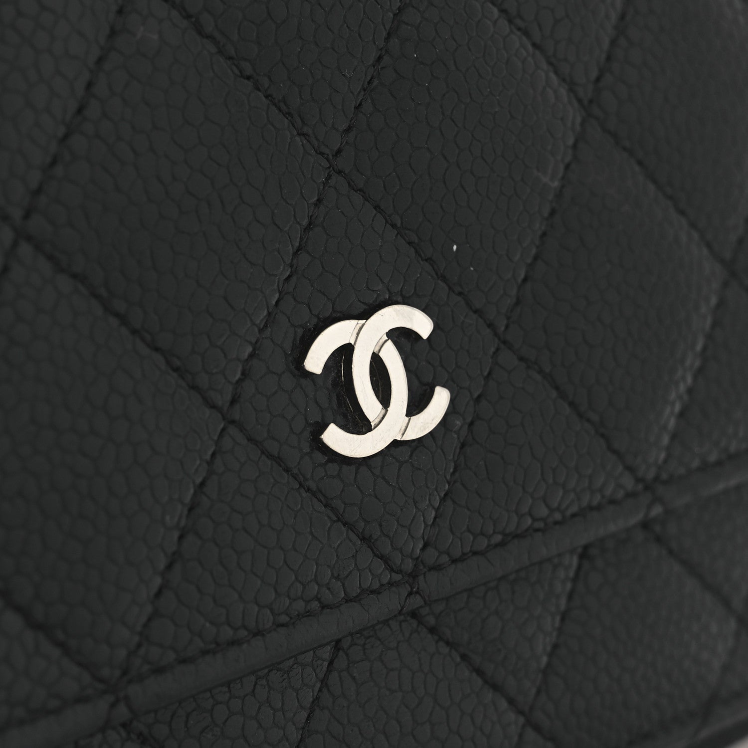 Caviar Quilted Wallet On Chain WOC Black