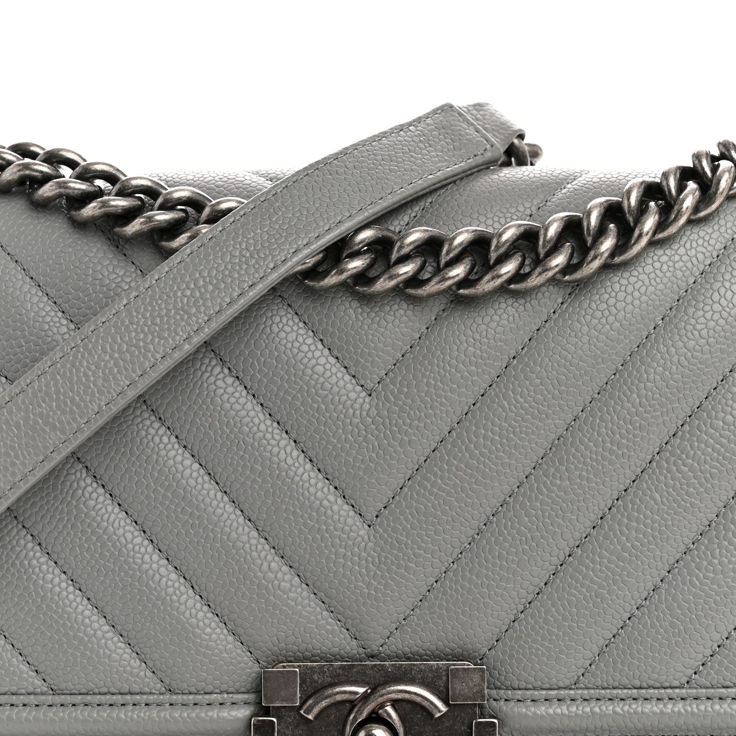 Caviar Chevron Quilted Medium Boy Flap Grey