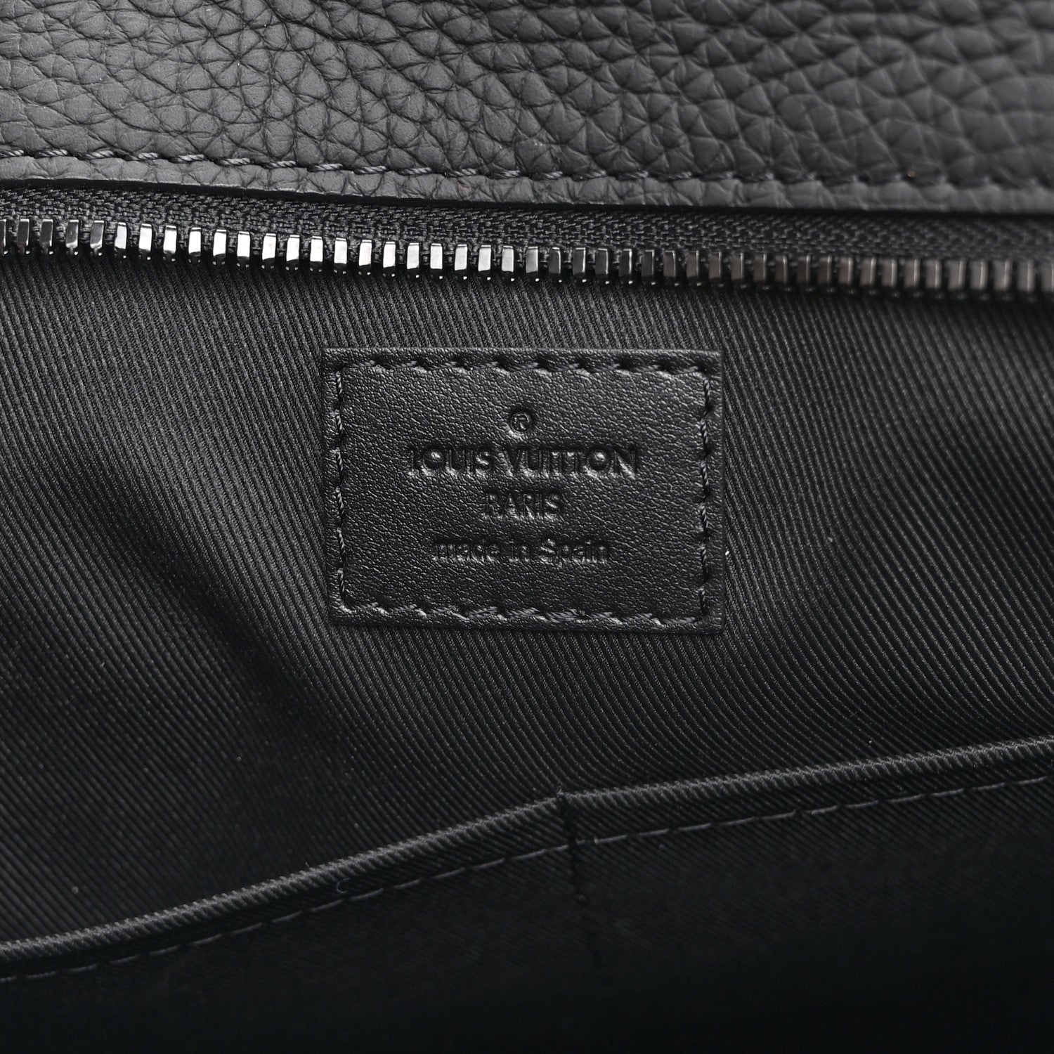 Taurillon Christopher Tote Black