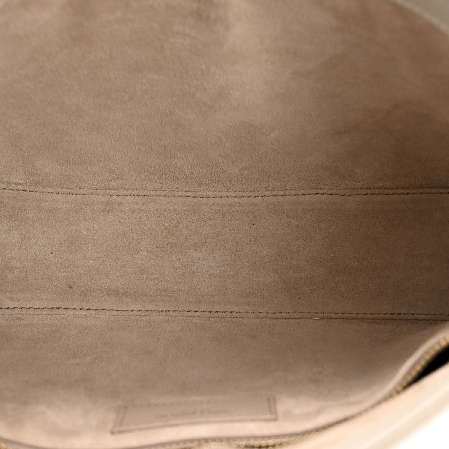 Smooth Calfskin Le 5 A 7 Hobo Crema Soft