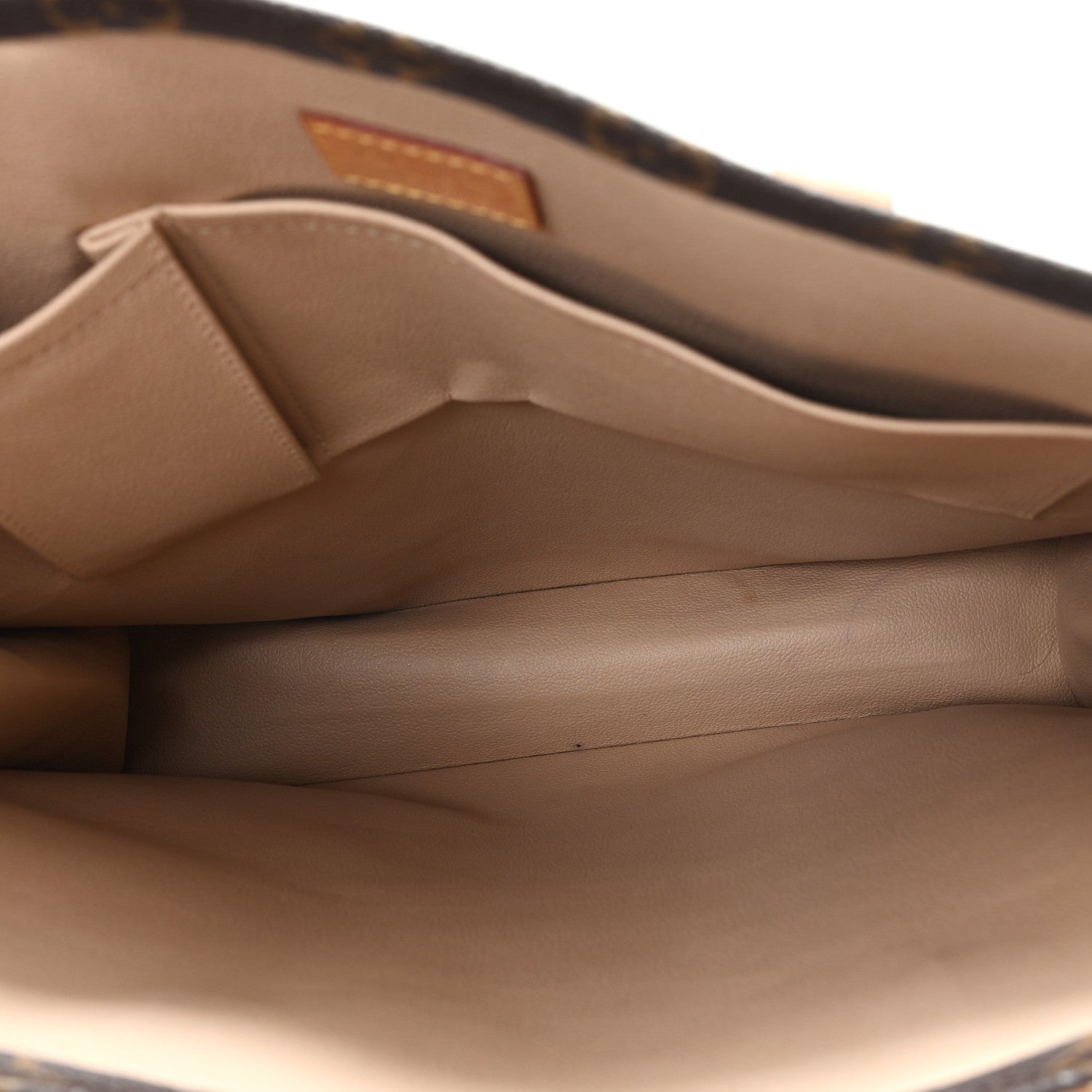 Monogram Sac Plat