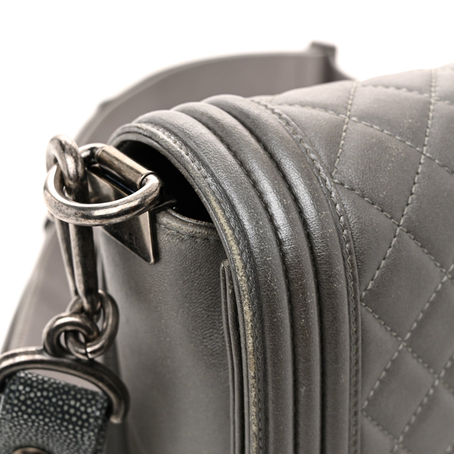 Metallic Lambskin Stingray Quilted Medium Boy Flap Silver