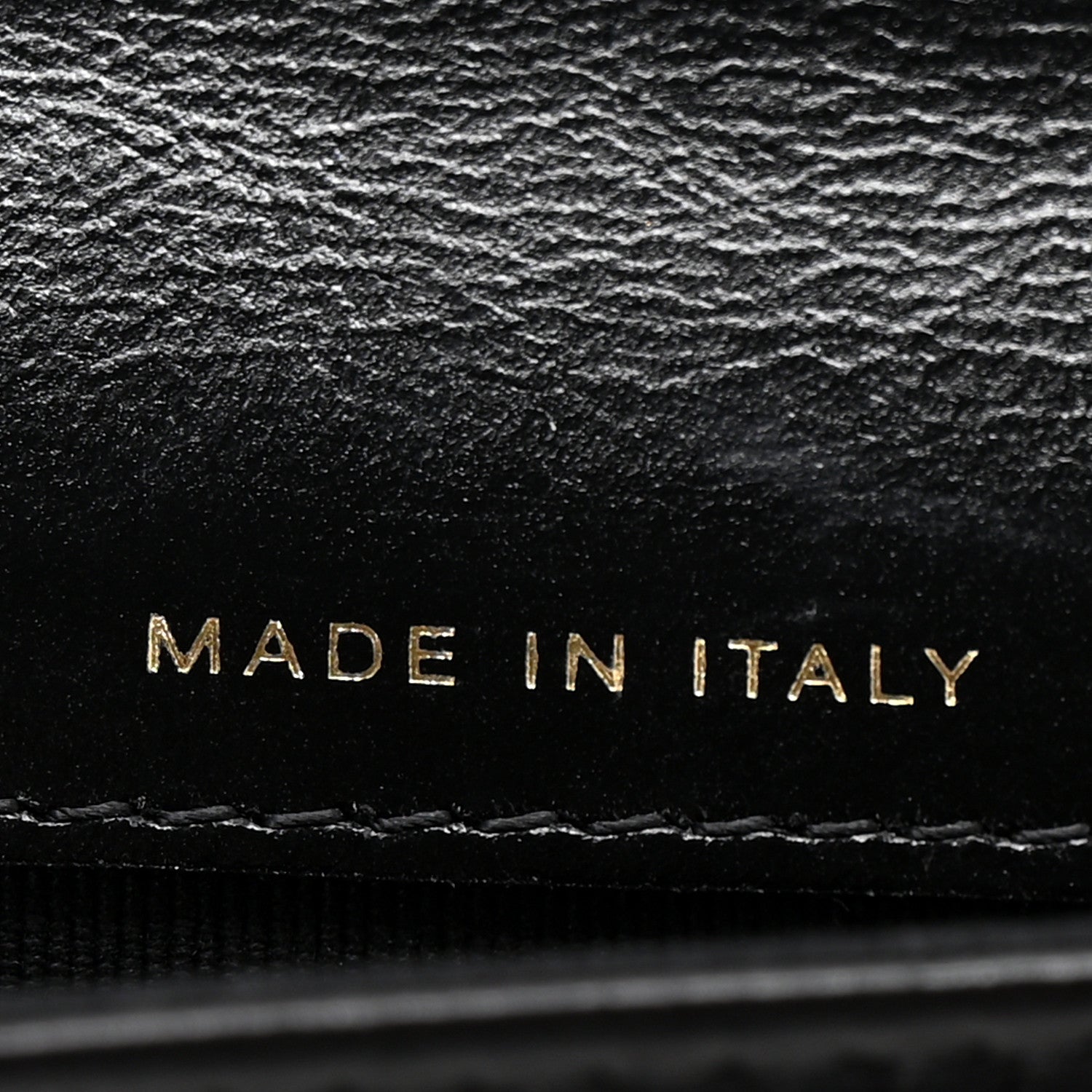 Shiny Crumpled Calfskin Quilted 31 Card Holder Wallet Black